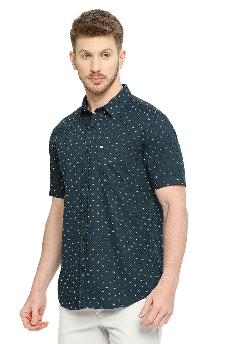 BASICS SLIM FIT COTTON DOBBY PRINTED HALFSLEEVES SHIRT