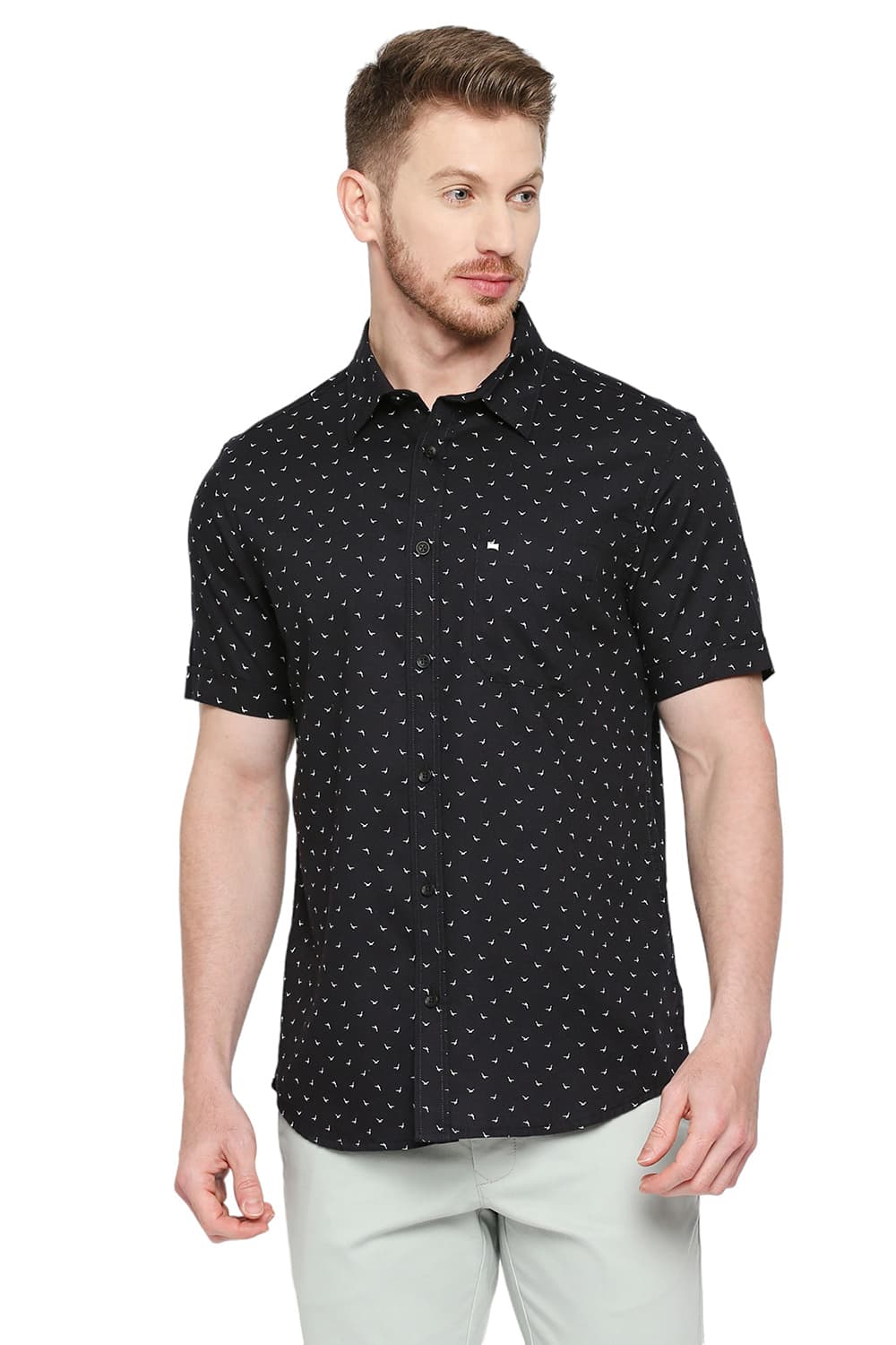 BASICS SLIM FIT COTTON DOBBY PRINTED HALFSLEEVES SHIRT