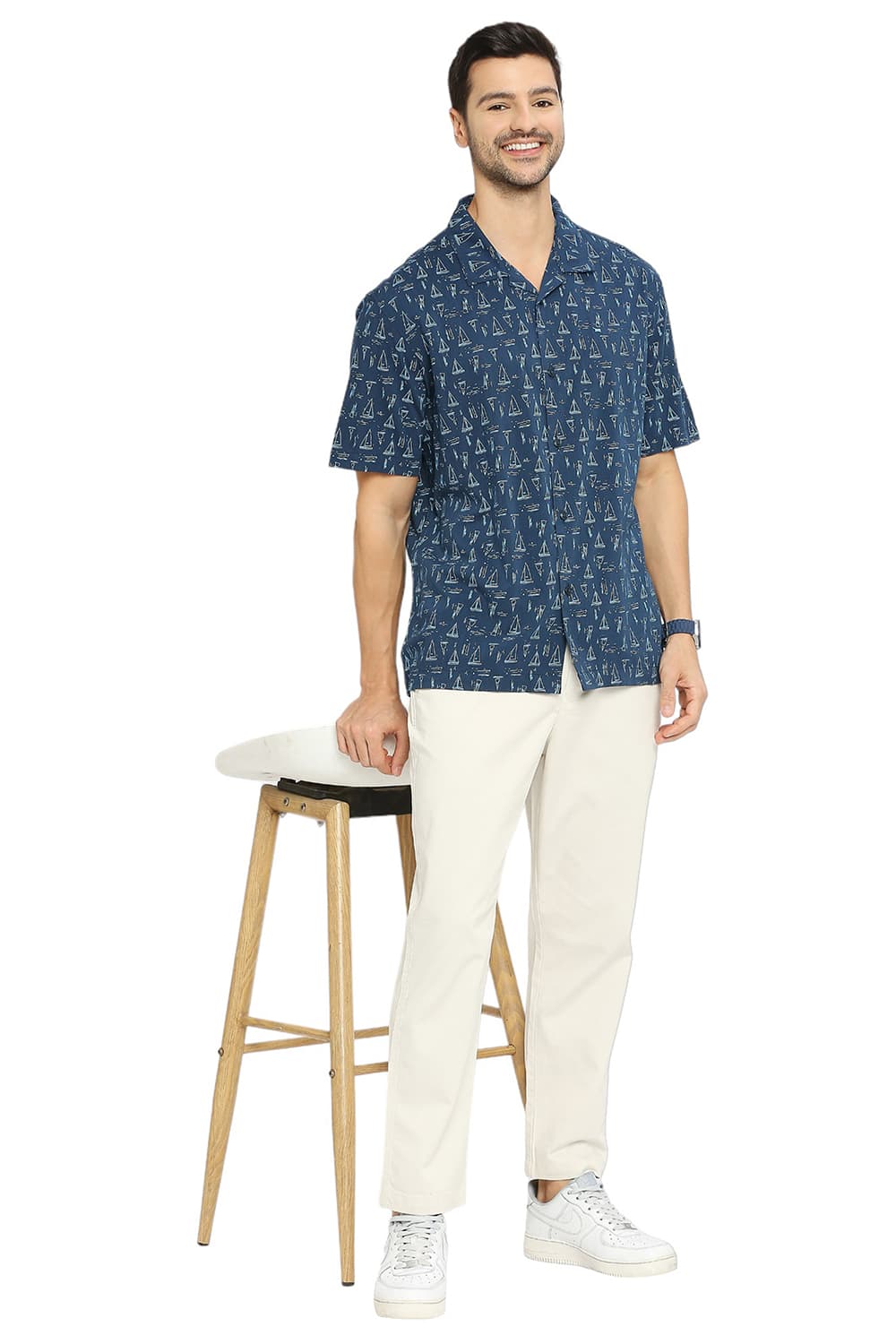 BASICS RELAXED FIT COTTON VISCOSE PRINTED HALFSLEEVES SHIRT