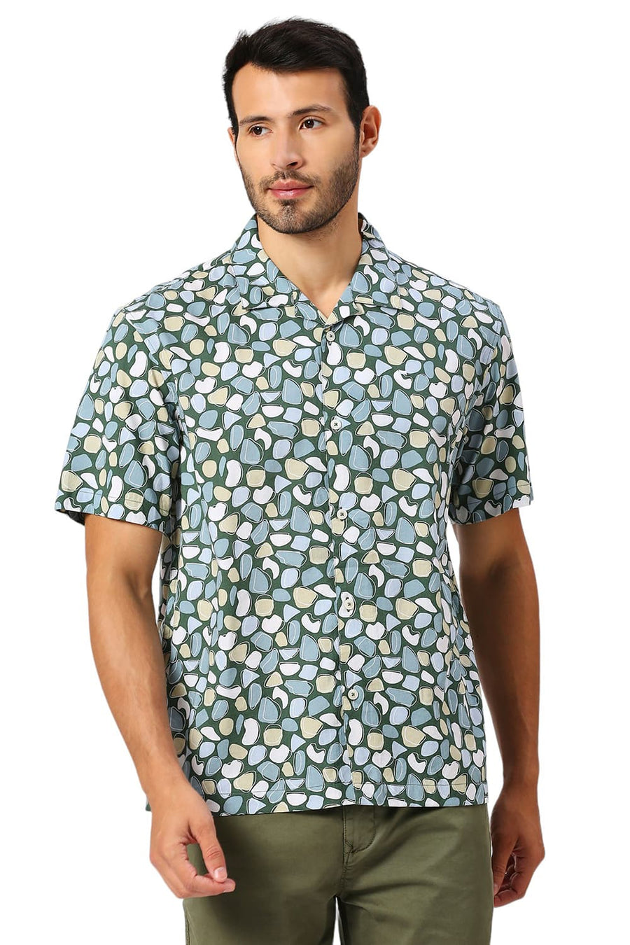 BASICS RELAXED FIT EDEN GREEN COTTON VISCOSE TWILL PRINTED HALFSLEEVES SHIRT