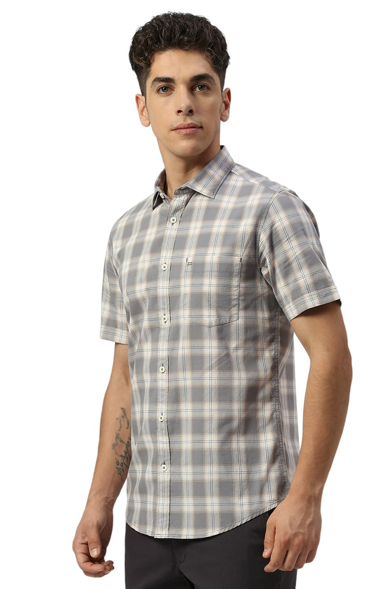 SLIM FIT COTTON CHECKS HALFSLEEVES SHIRT