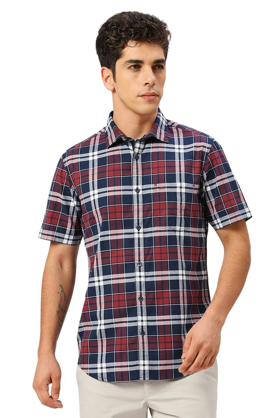 BASICS SLIM FIT NAVY OPAL COTTON OXFORD CHECKS HALFSLEEVES SHIRT