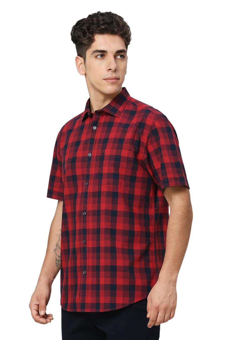 BASICS SLIM FIT MAROON RED COTTON FIL-A-FIL CHECKS HALFSLEEVES SHIRT