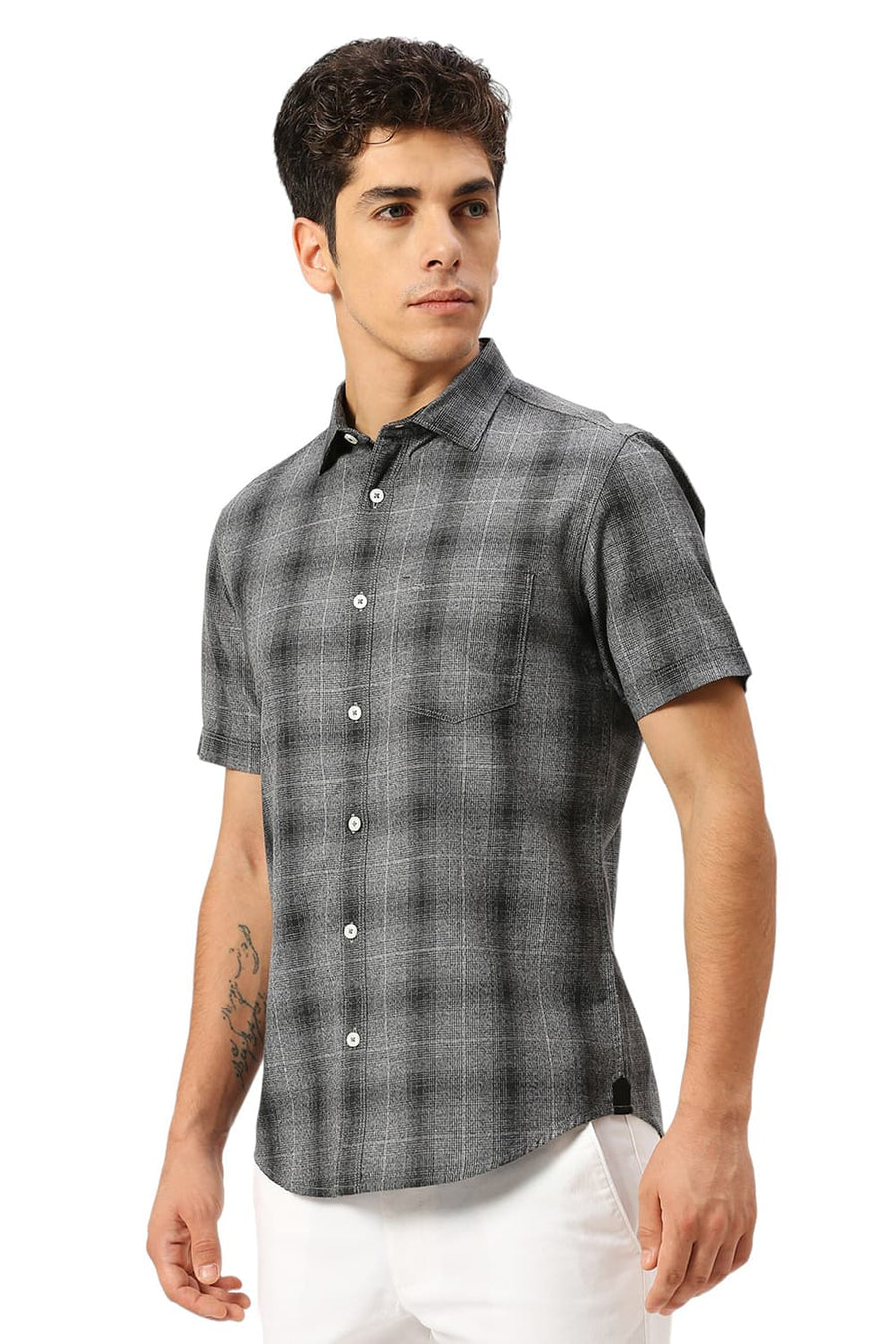 BASICS SLIM FIT IRON BLACK COTTON TWILL GRINDLE CHECKS HALFSLEEVES SHIRT