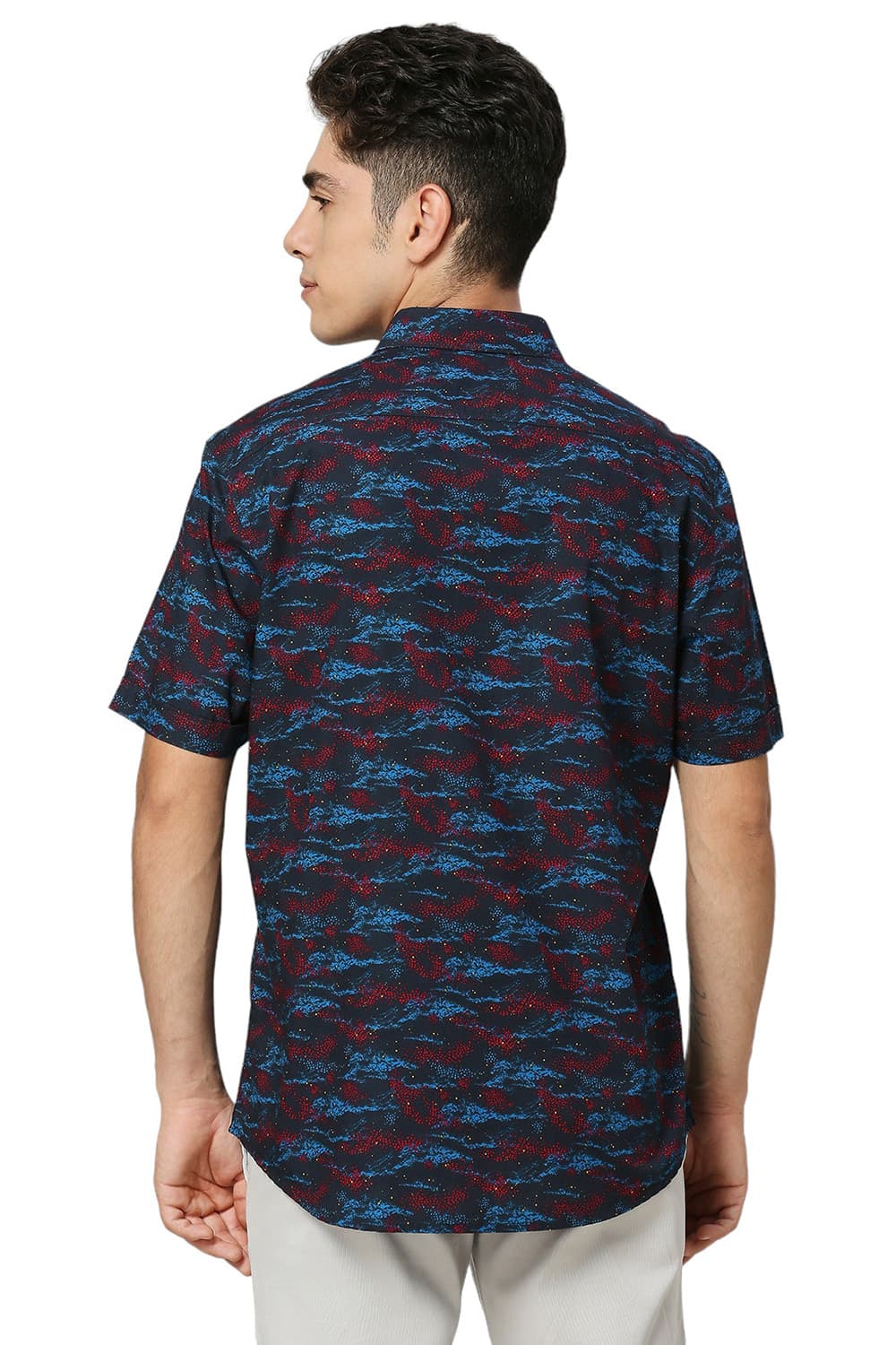 SLIM FIT COTTON PRINTED HALFSLEEVES SHIRT