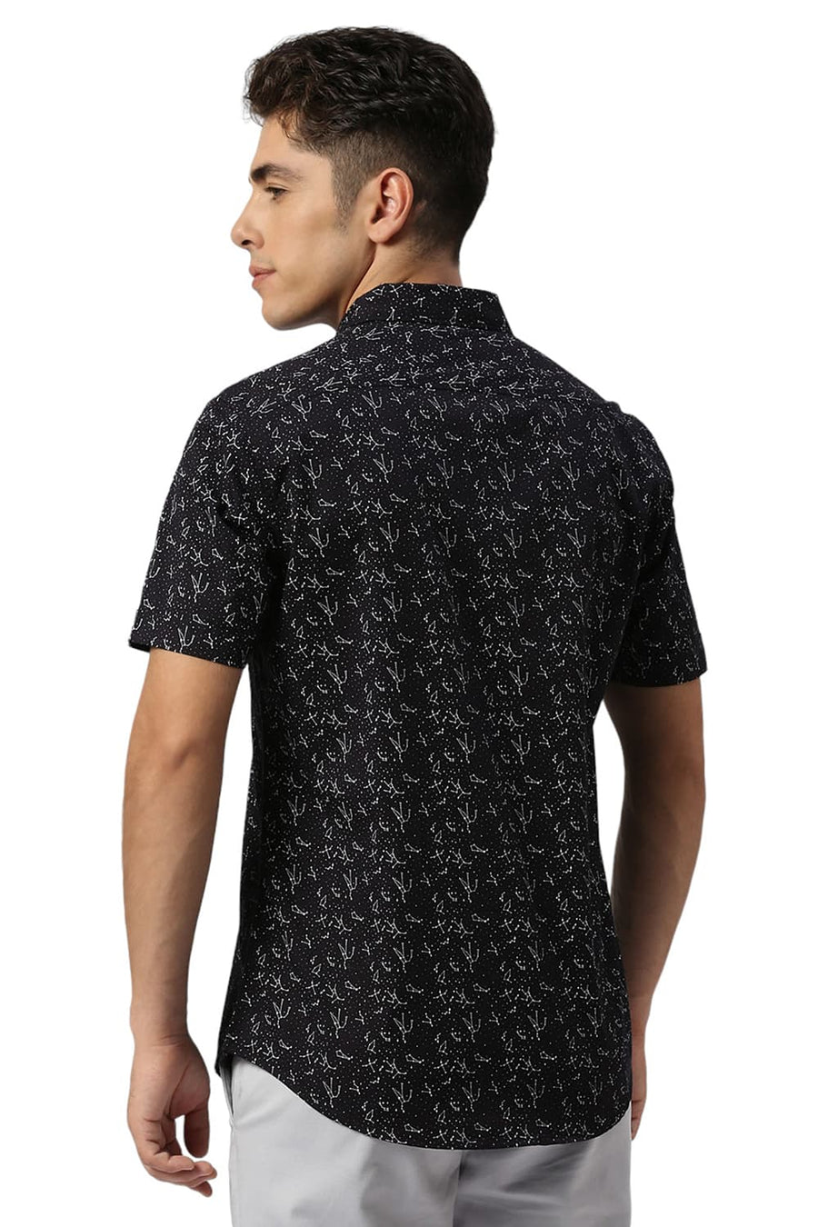 BASICS SLIM FIT GRAPHITE BLACK COTTON TWILL PRINTED HALFSLEEVES SHIRT