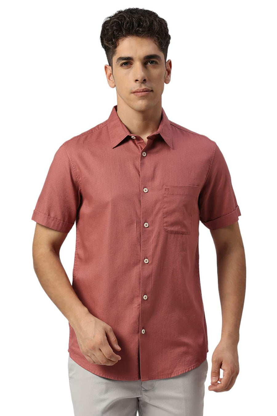 BASICS SLIM FIT COWHIDE RED COTTON DOBBY HALFSLEEVES SHIRT