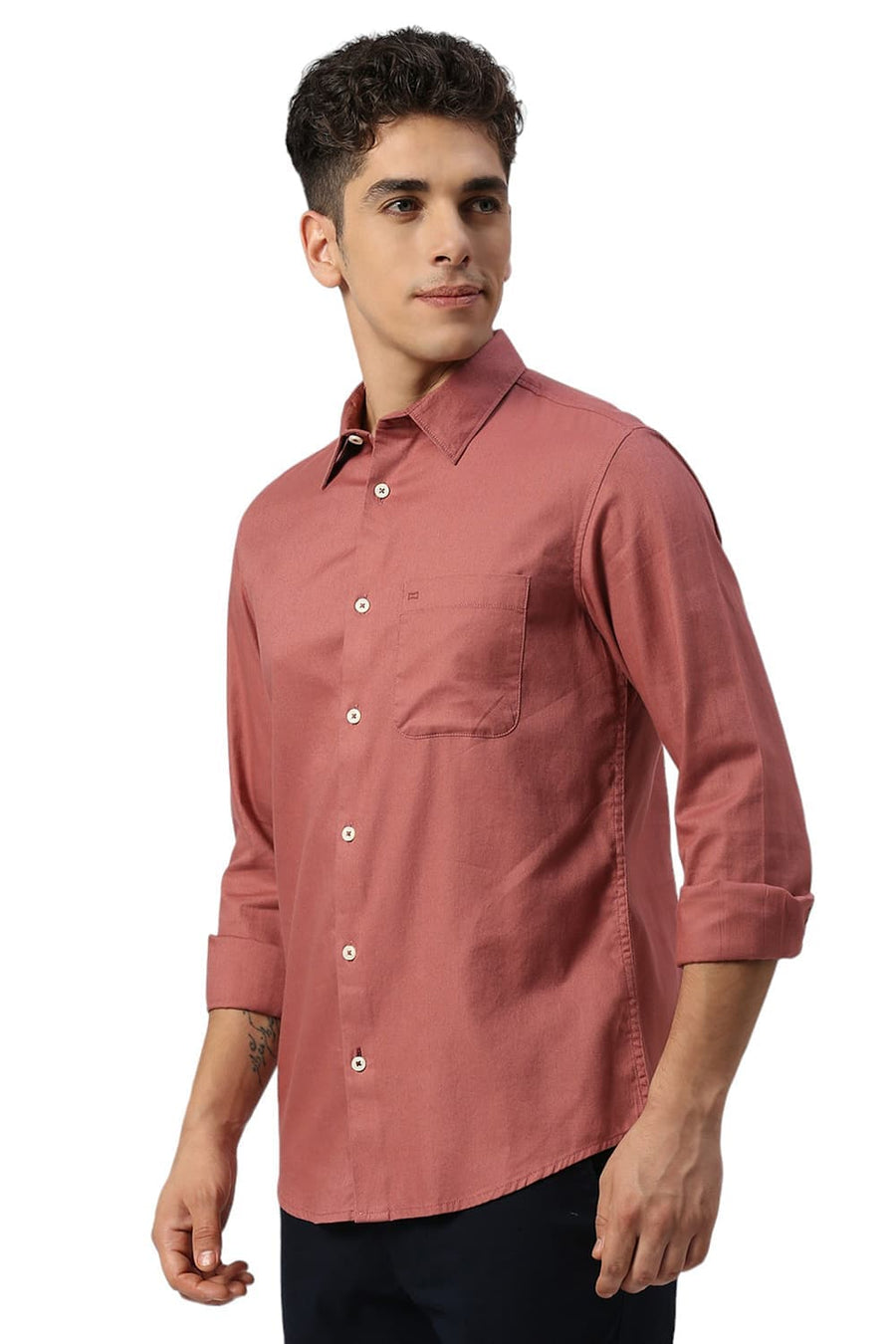 BASICS SLIM FIT COWHIDE RED COTTON DOBBY SHIRT