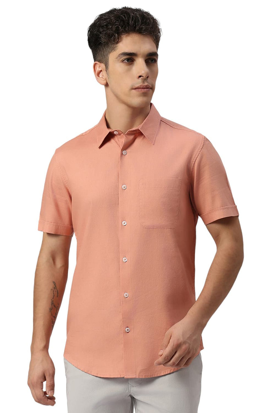BASICS SLIM FIT SHRIMP PEACH COTTON DOBBY HALFSLEEVES SHIRT