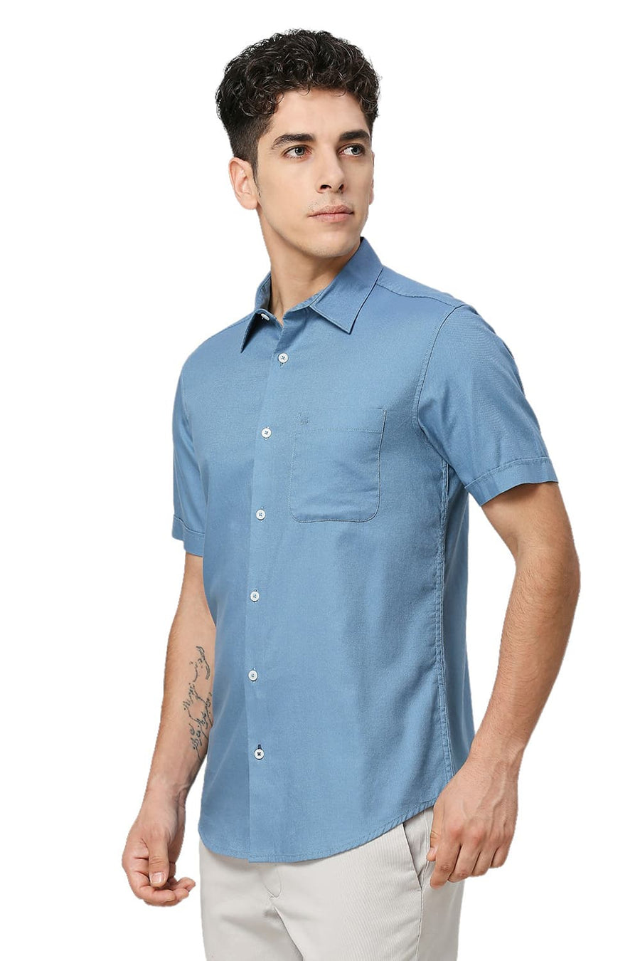 BASICS SLIM FIT CAPTAINS BLUE COTTON DOBBY HALFSLEEVES SHIRT