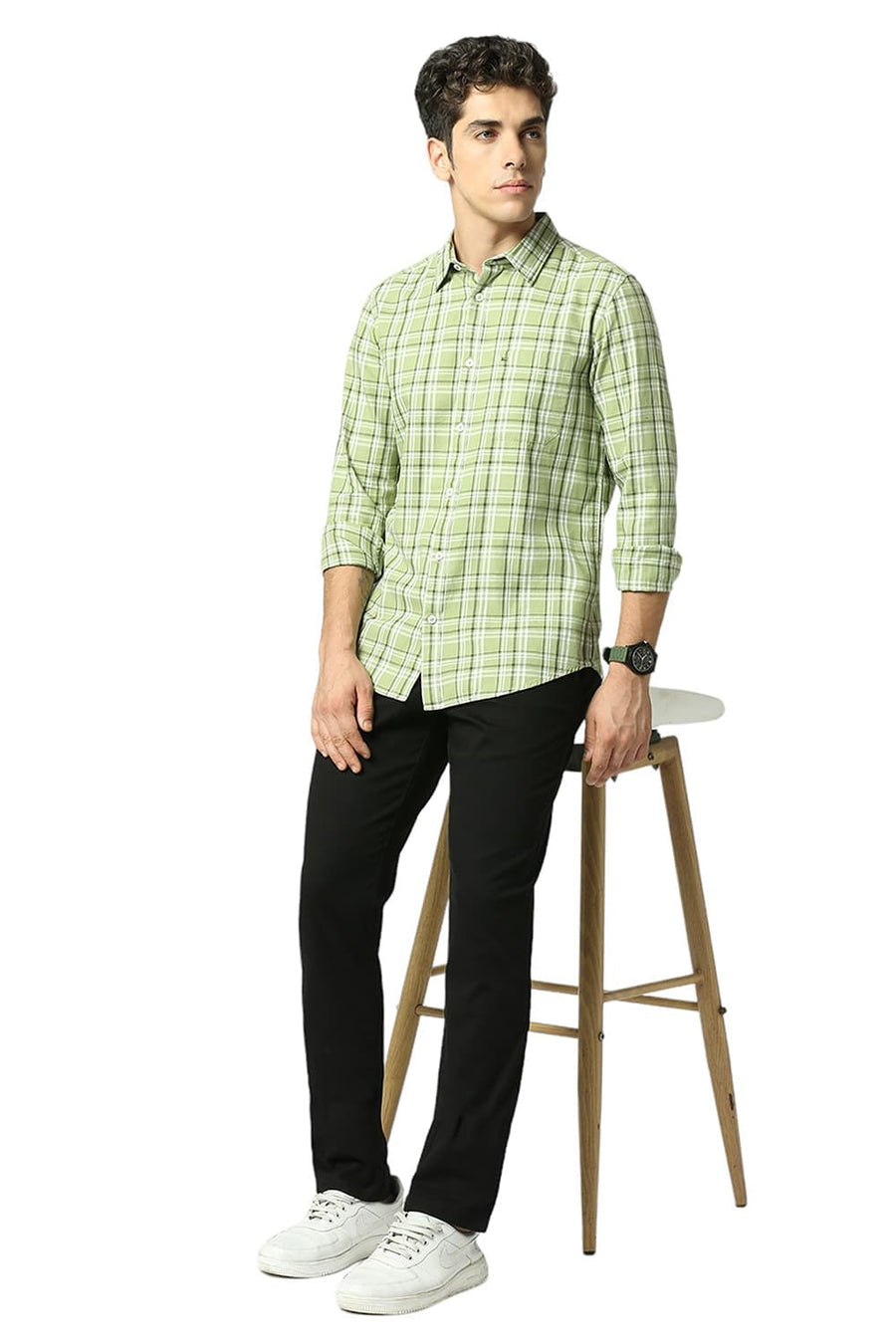 BASICS SLIM FIT PEAR GREEN COTTON TWILL CHECKS SHIRT