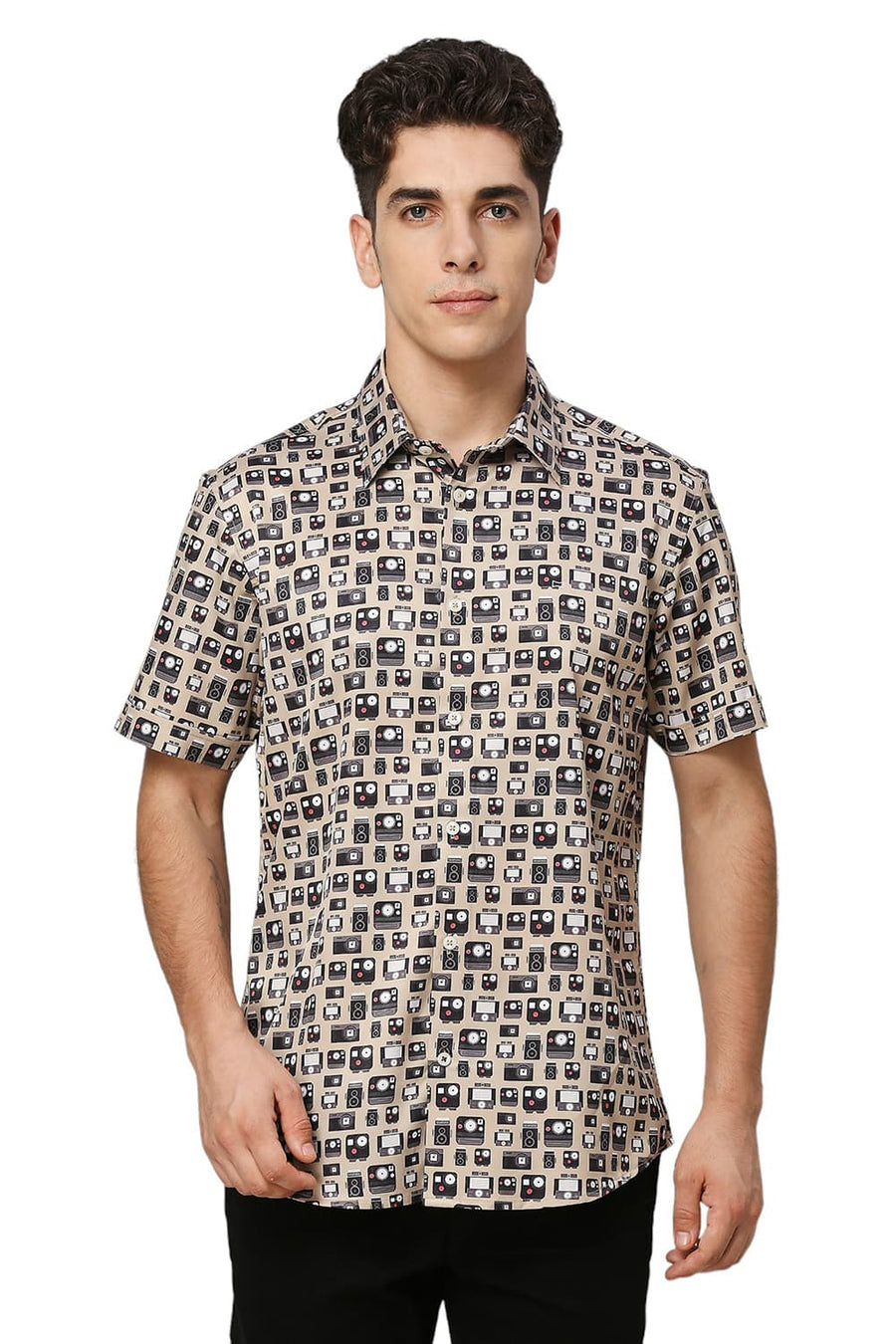BASICS SLIM FIT MOONSTONE KHAKI POLYESTER STRETCH TWILL PRINTED HALFSLEEVES SHIRT