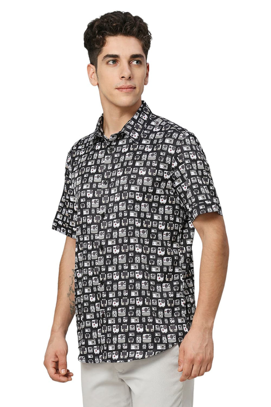 BASICS SLIM FIT PHANTOM BLACK POLYESTER STRETCH TWILL PRINTED HALFSLEEVES SHIRT