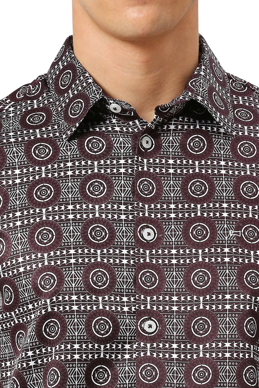 BASICS SLIM FIT MAROON FUDGE POLYESTER STRETCH TWILL PRINTED SHIRT
