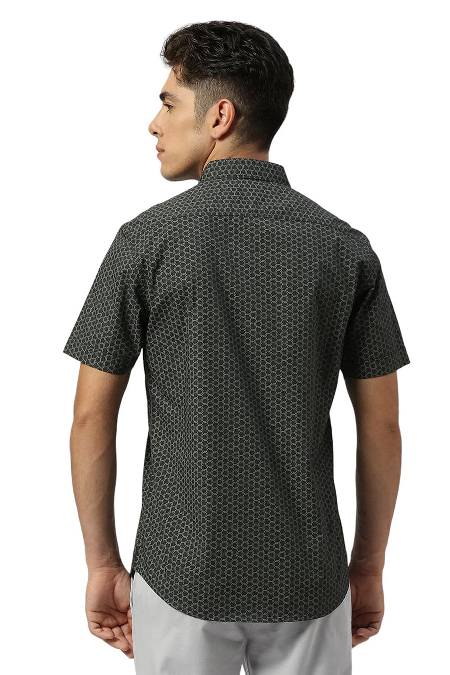 BASICS SLIM FIT JUNGLE GREEN COTTON PRINTED HALFSLEEVES SHIRT