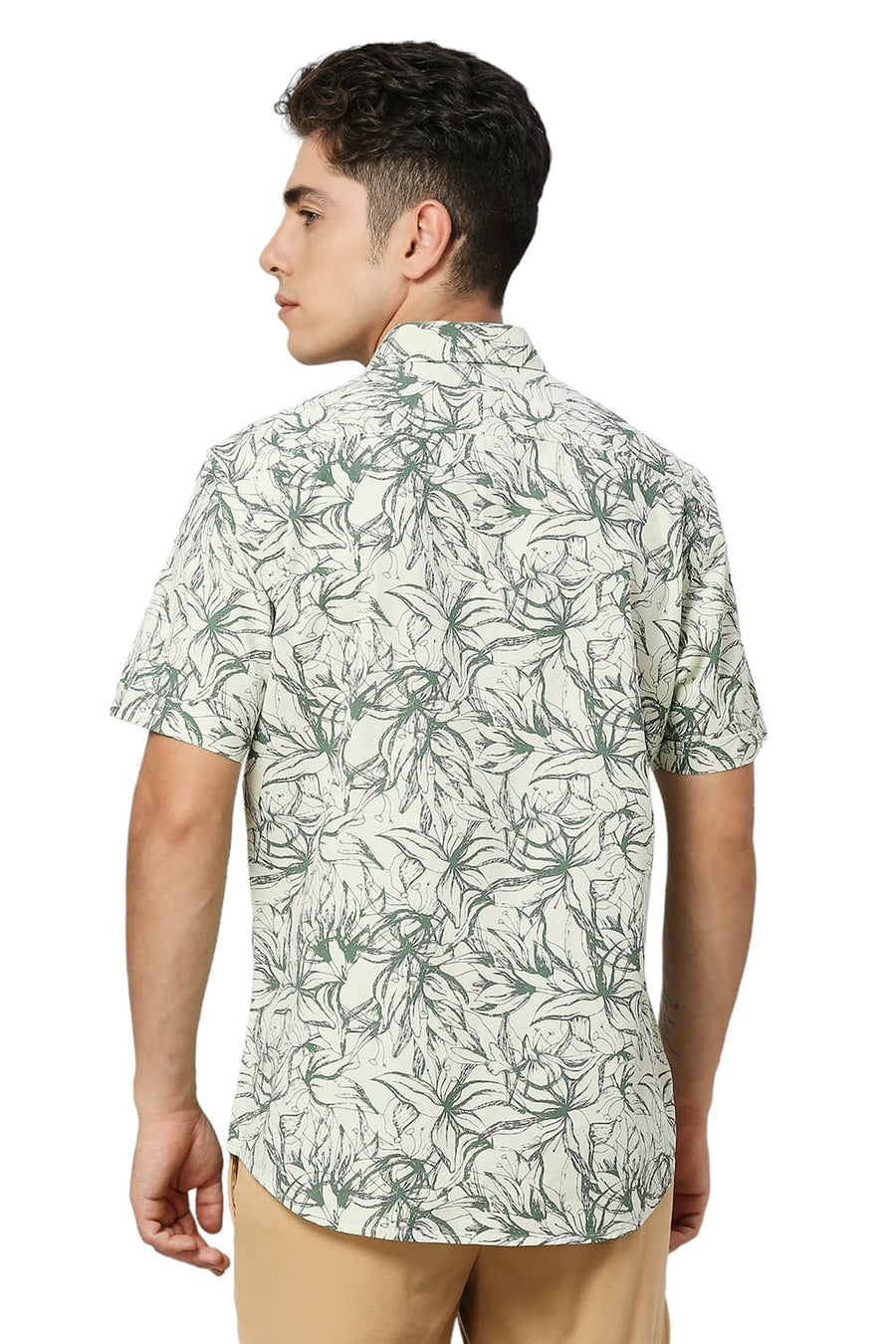 BASICS SLIM FIT CELA DON GREEN COTTON VISCOSE TWILL PRINTED HALFSLEEVES SHIRT