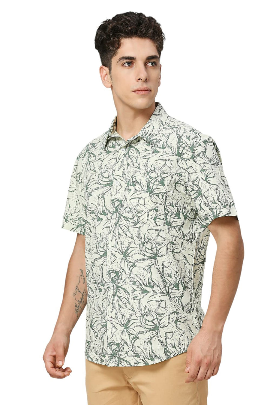 BASICS SLIM FIT CELA DON GREEN COTTON VISCOSE TWILL PRINTED HALFSLEEVES SHIRT