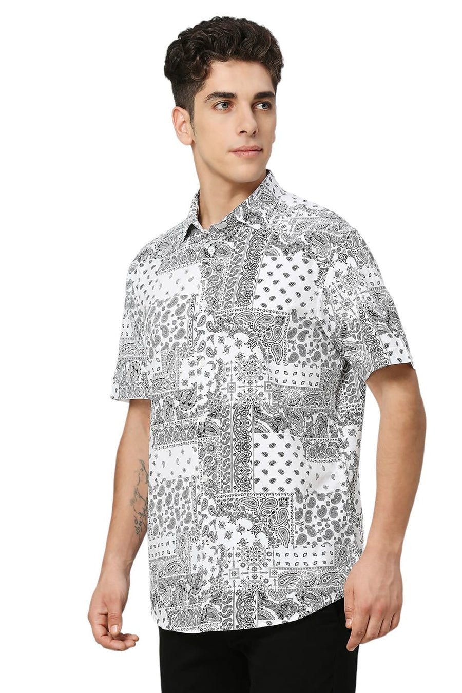 BASICS SLIM FIT WHITE CLOUD COTTON VISCOSE TWILL PRINTED HALFSLEEVES SHIRT