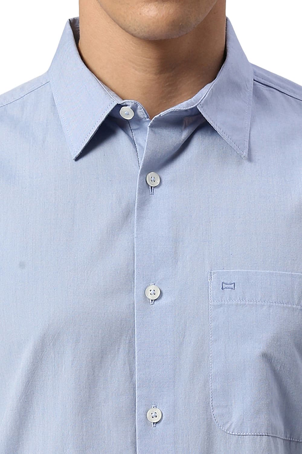 SLIM FIT COTTON POLYESTER VISCOSE HALFSLEEVES SHIRT