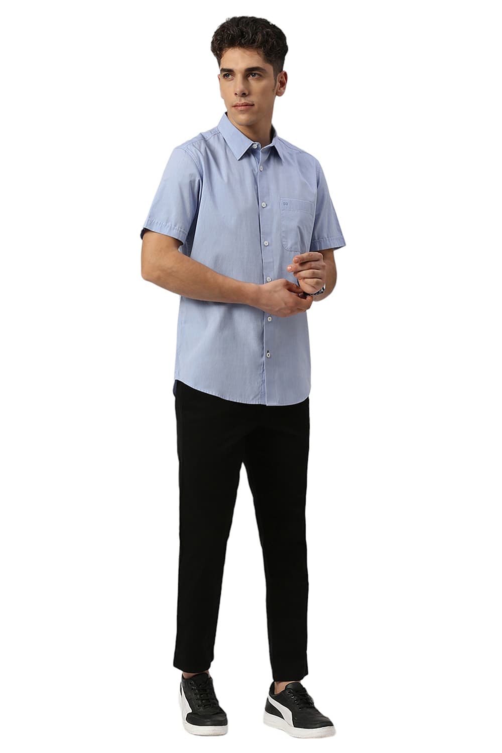 SLIM FIT COTTON POLYESTER VISCOSE HALFSLEEVES SHIRT