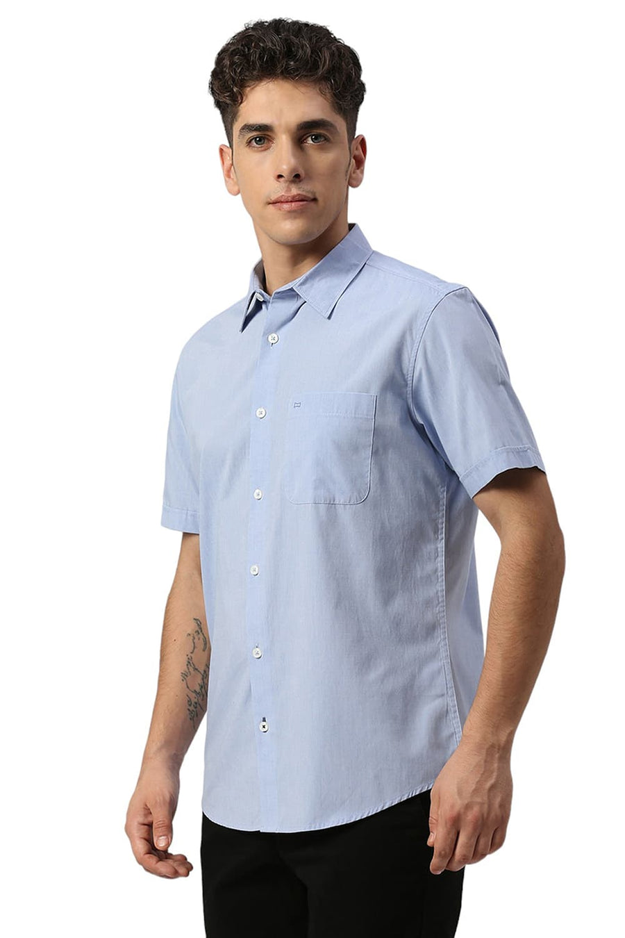 BASICS SLIM FIT BLUE HERON COTTON POLYESTER VISCOSE HALFSLEEVES SHIRT