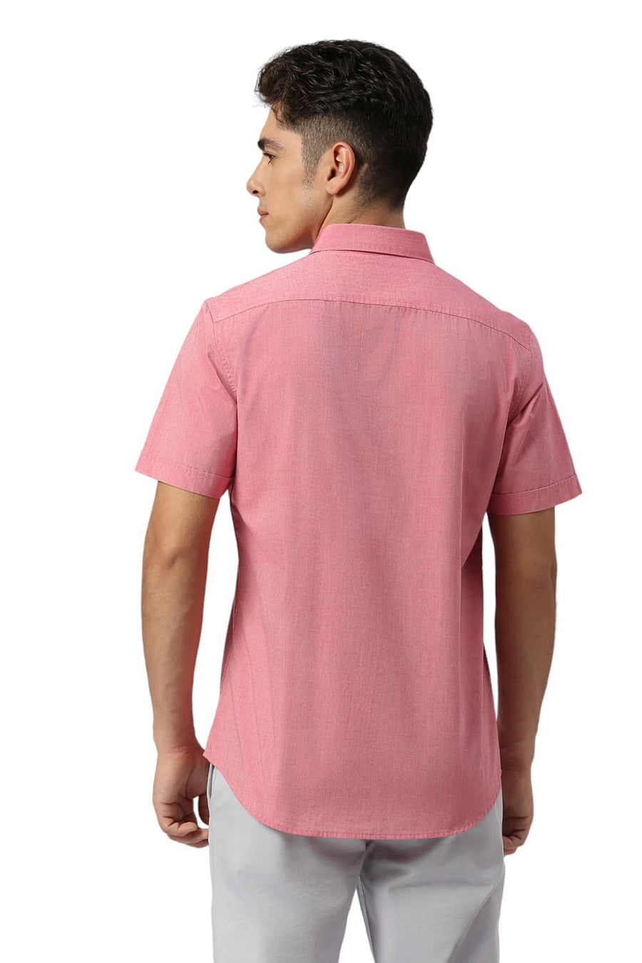 BASICS SLIM FIT CORAL RED COTTON POLYESTER VISCOSE HALFSLEEVES SHIRT