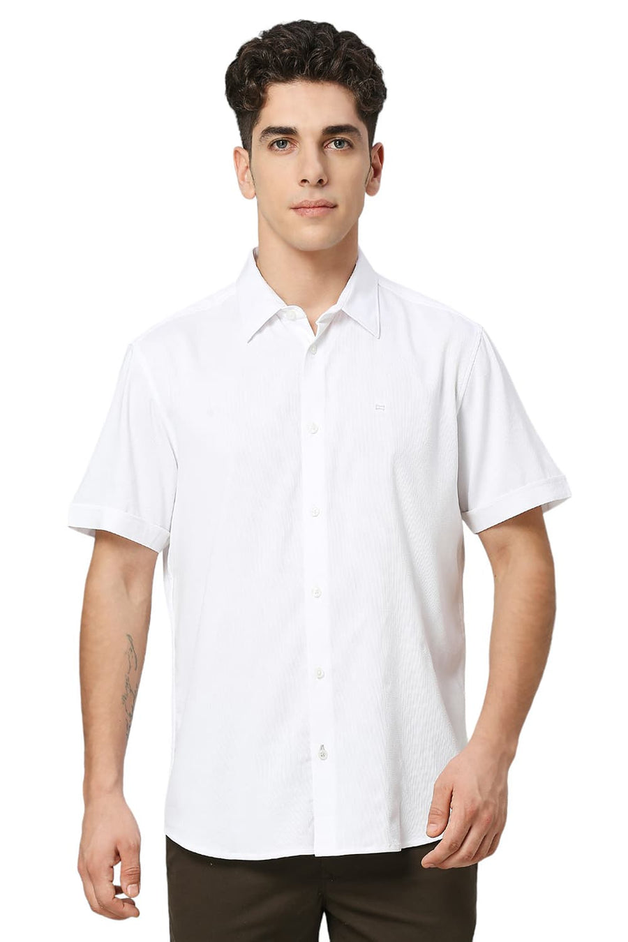 BASICS SLIM FIT LUCENT WHITE VISCOSE POLYESTER STRETCH DOBBY HALFSLEEVES SHIRT