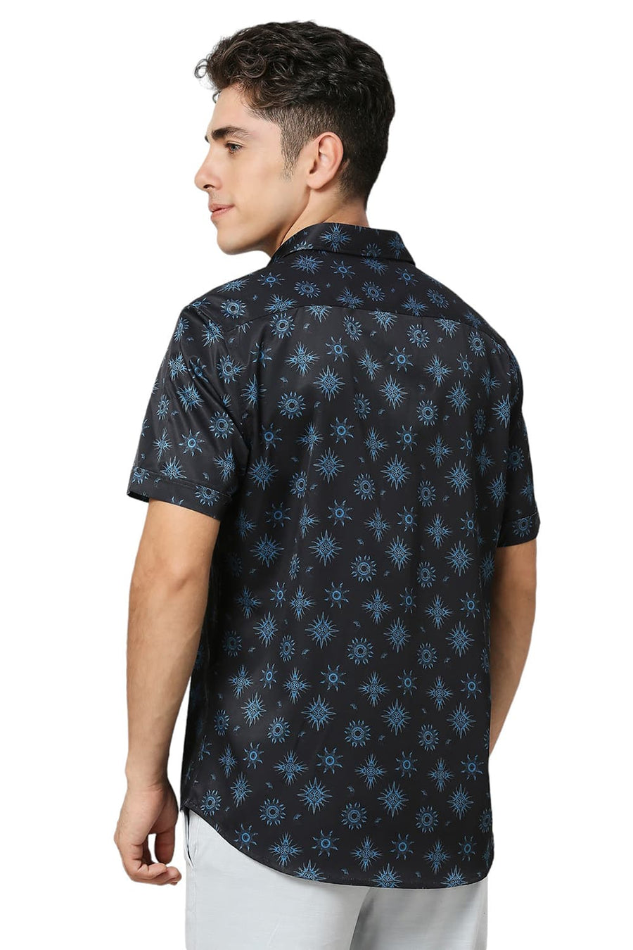 BASICS SLIM FIT GRAPHITE NAVY POLYESTER STRETCH TWILL PRINTED HALFSLEEVES SHIRT