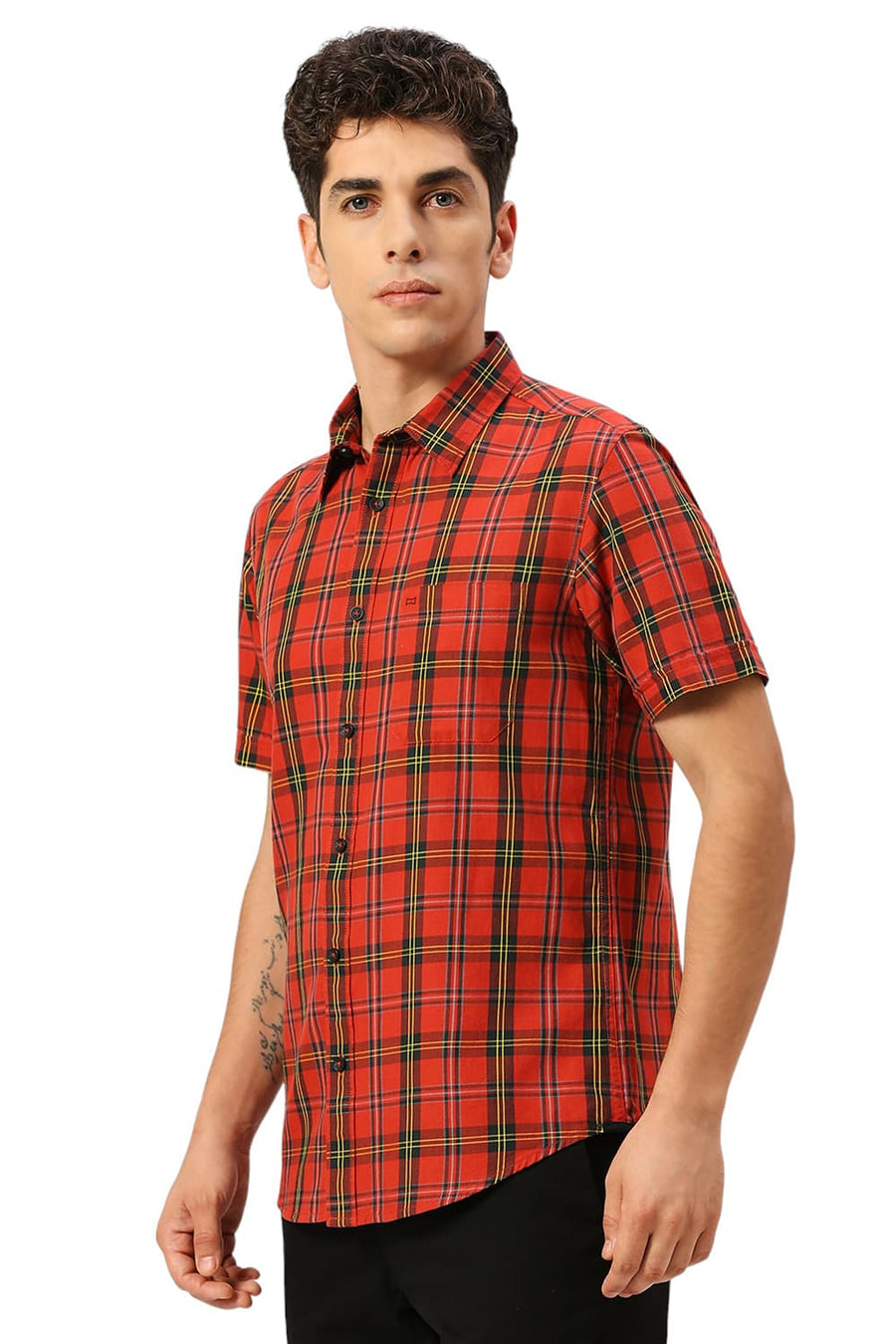 BASICS SLIM FIT AURORA RED COTTON TWILL CHECKS HALFSLEEVES SHIRT