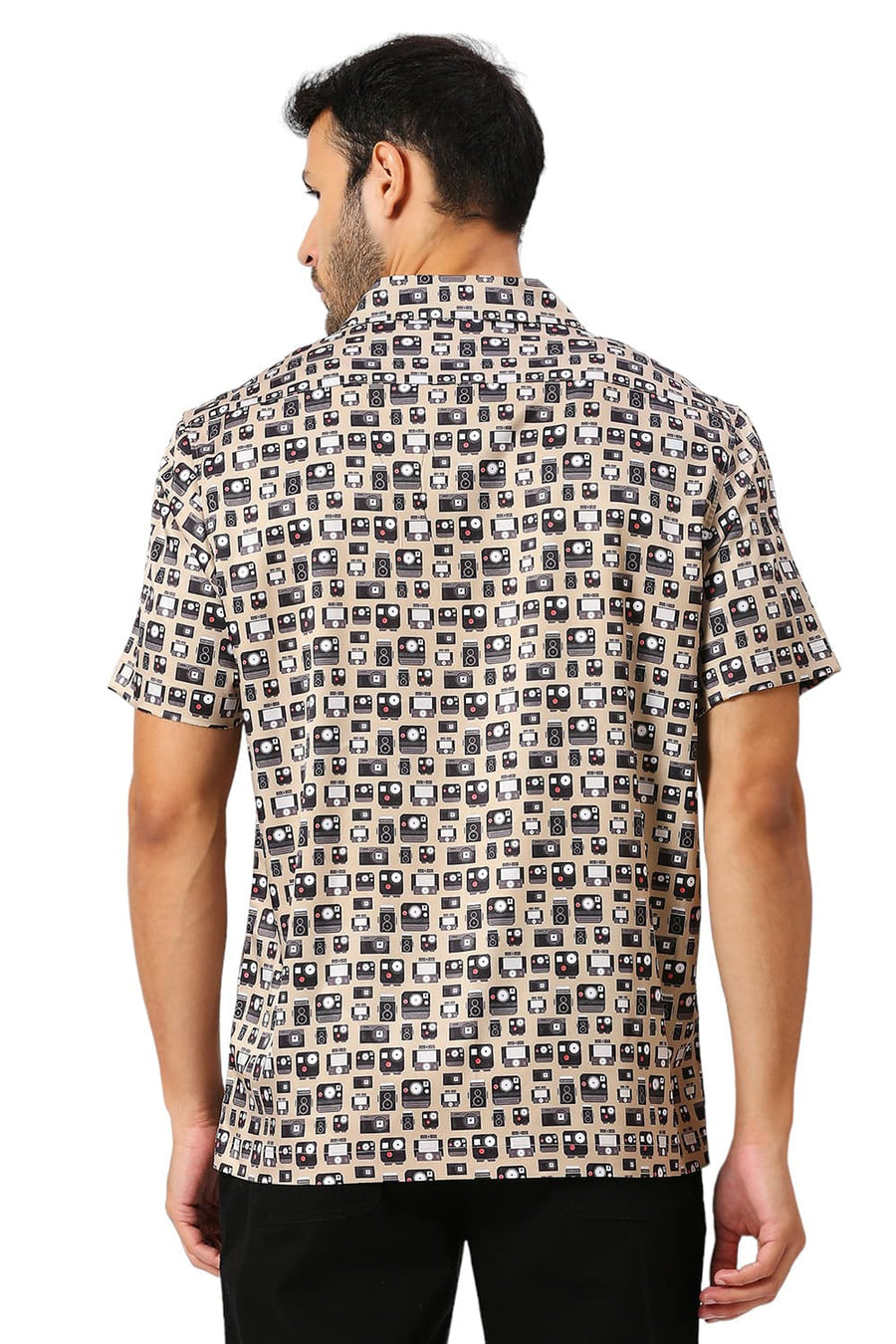 BASICS RELAXED FIT MOONSTONE KHAKI POLYESTER STRETCH TWILL PRINTED HALFSLEEVES SHIRT