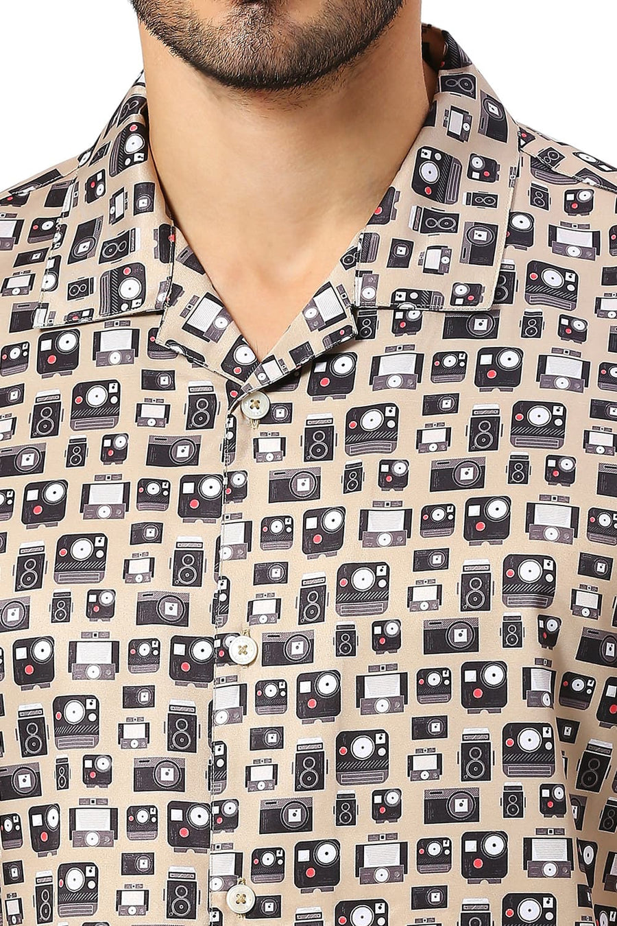 BASICS RELAXED FIT MOONSTONE KHAKI POLYESTER STRETCH TWILL PRINTED HALFSLEEVES SHIRT