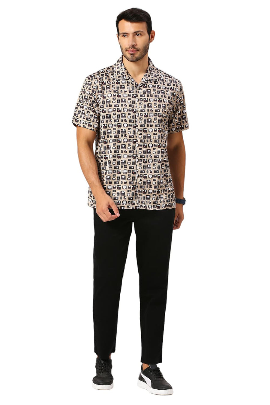 BASICS RELAXED FIT MOONSTONE KHAKI POLYESTER STRETCH TWILL PRINTED HALFSLEEVES SHIRT