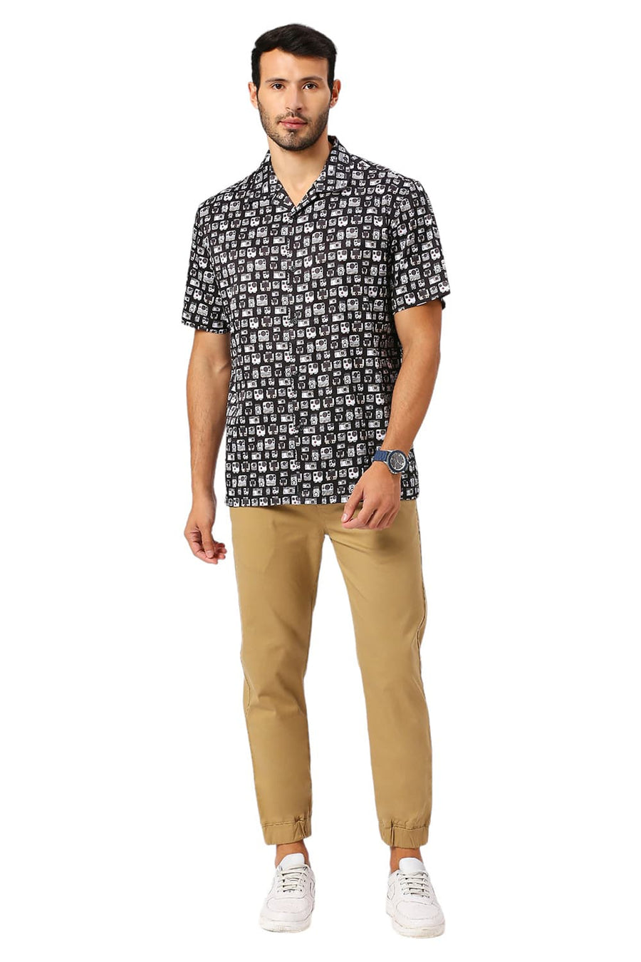 BASICS RELAXED FIT PHANTOM BLACK POLYESTER STRETCH TWILL PRINTED HALFSLEEVES SHIRT