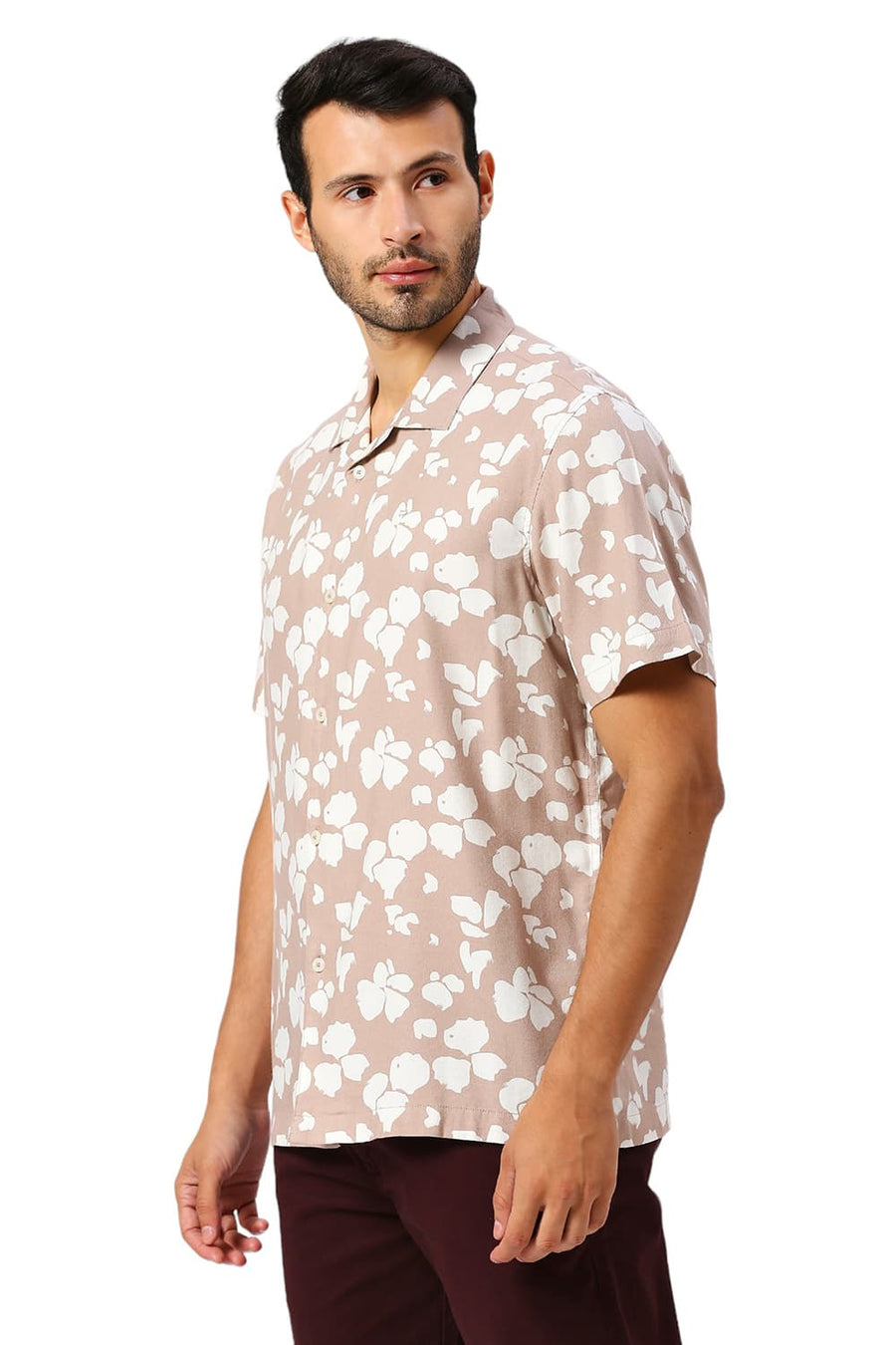 BASICS RELAXED FIT TUSCANY BROWN COTTON VISCOSE TWILL PRINTED HALFSLEEVES SHIRT