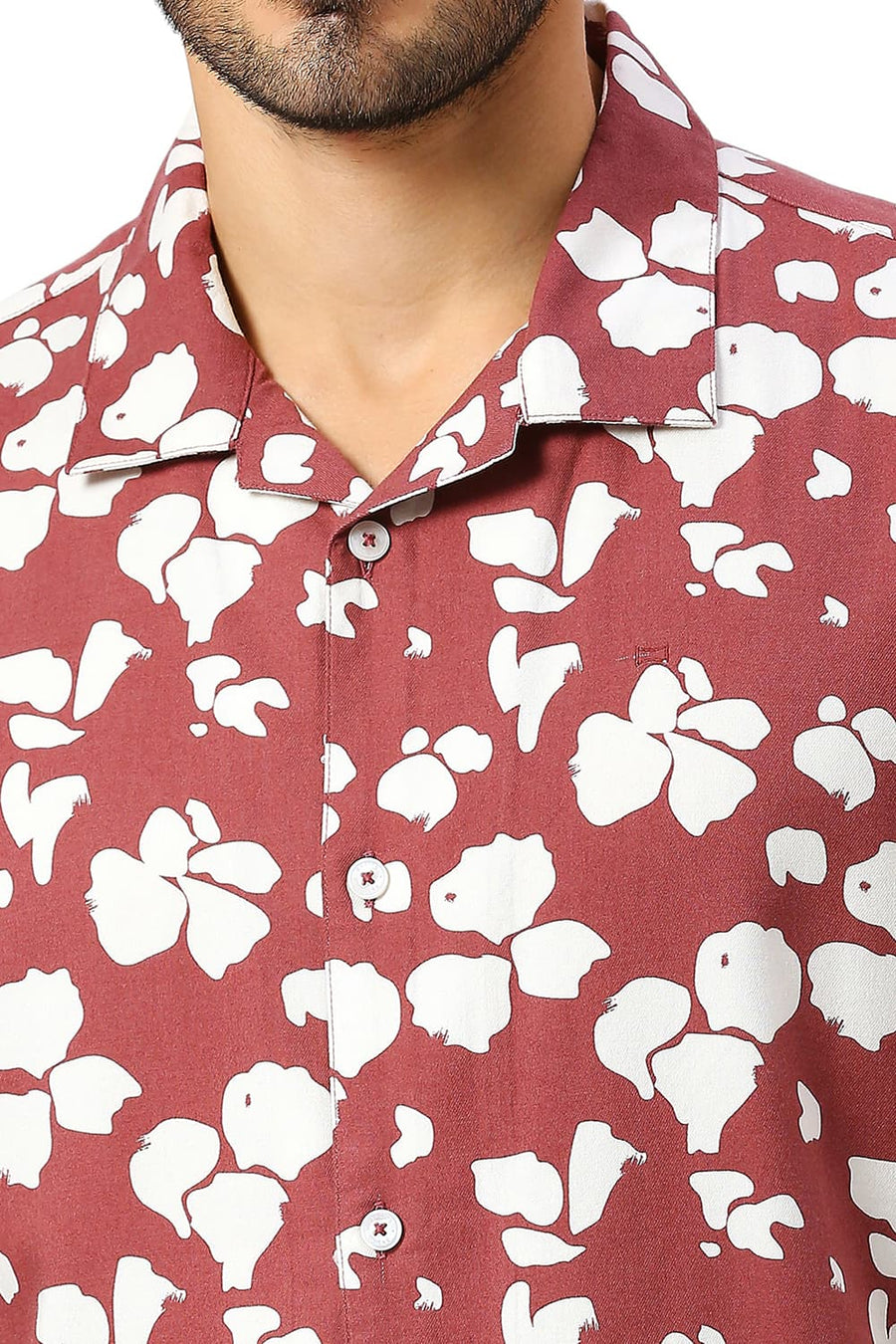 BASICS RELAXED FIT SPICED MAROON COTTON VISCOSE TWILL PRINTED HALFSLEEVES SHIRT
