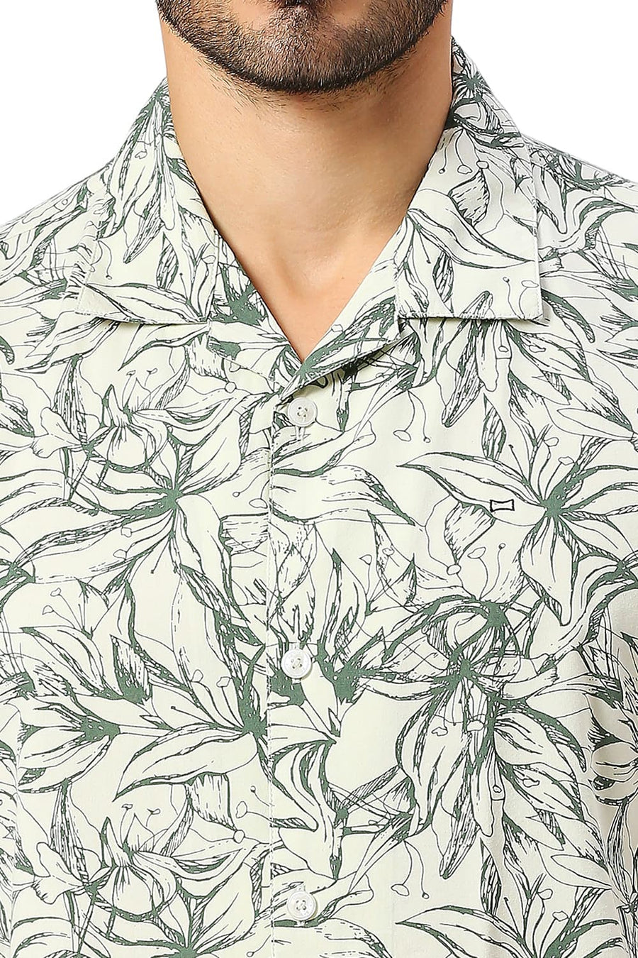 BASICS RELAXED FIT CELA DON GREEN COTTON VISCOSE TWILL PRINTED HALFSLEEVES SHIRT