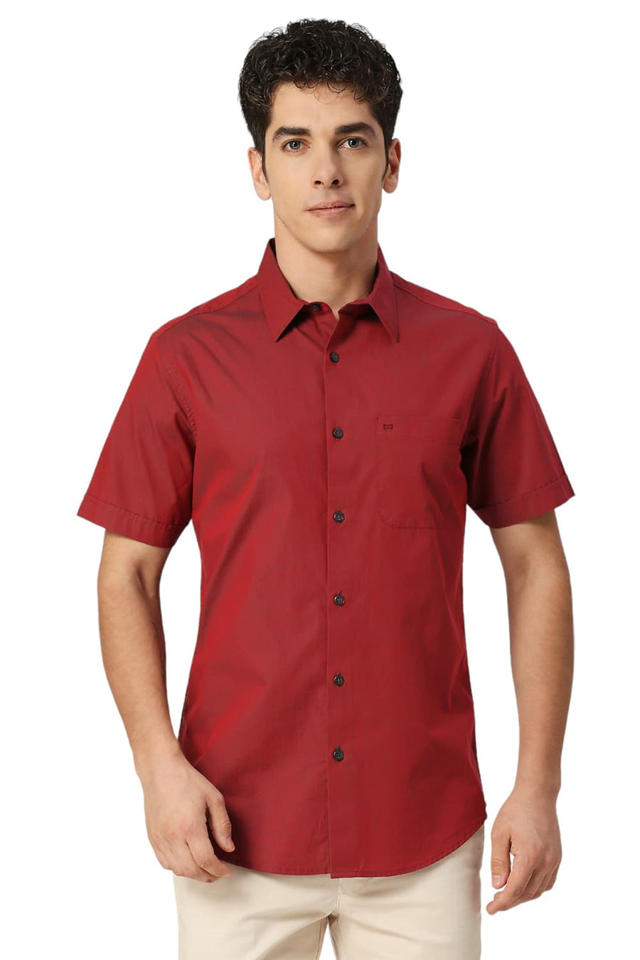 BASICS SLIM FIT RED DAHLIA COTTON CHAMBRAY HALFSLEEVES SHIRT