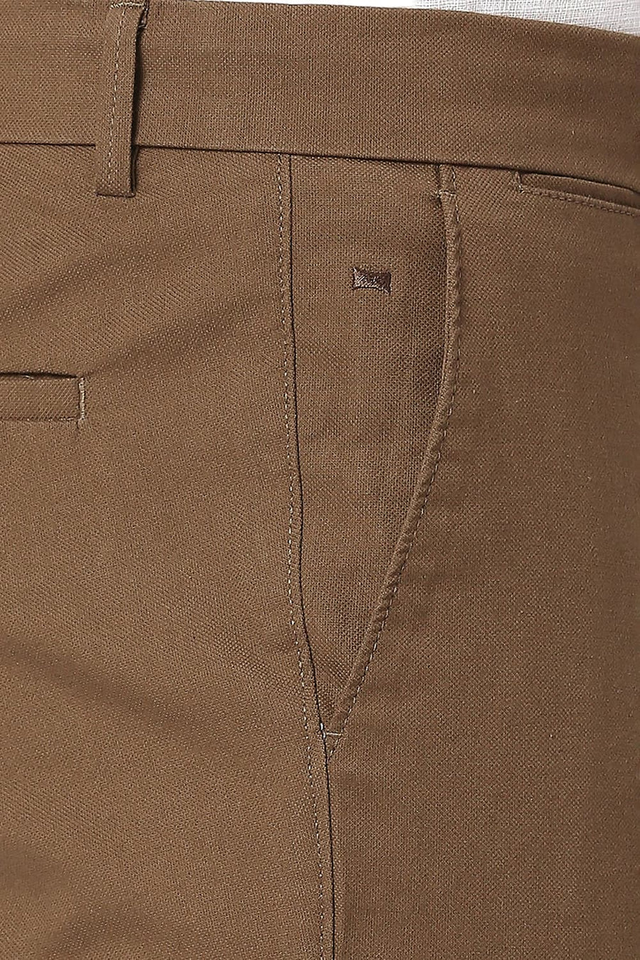 BASICS TAPERED FIT DESERT BROWN COTTON STRETCH DOBBY TROUSERS