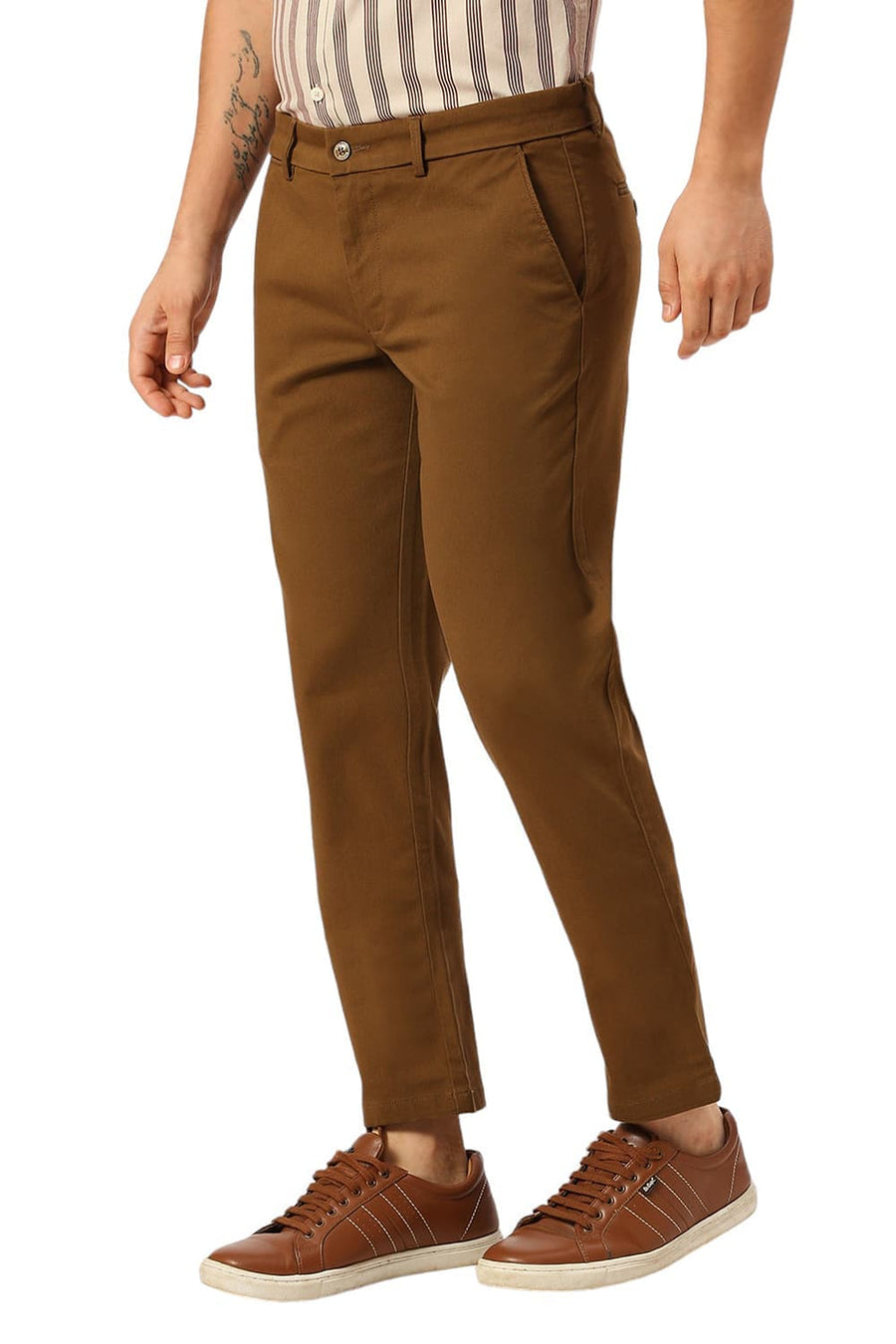 BASICS TAPERED FIT EARTH BROWN COTTON STRETCH DOBBY TROUSERS