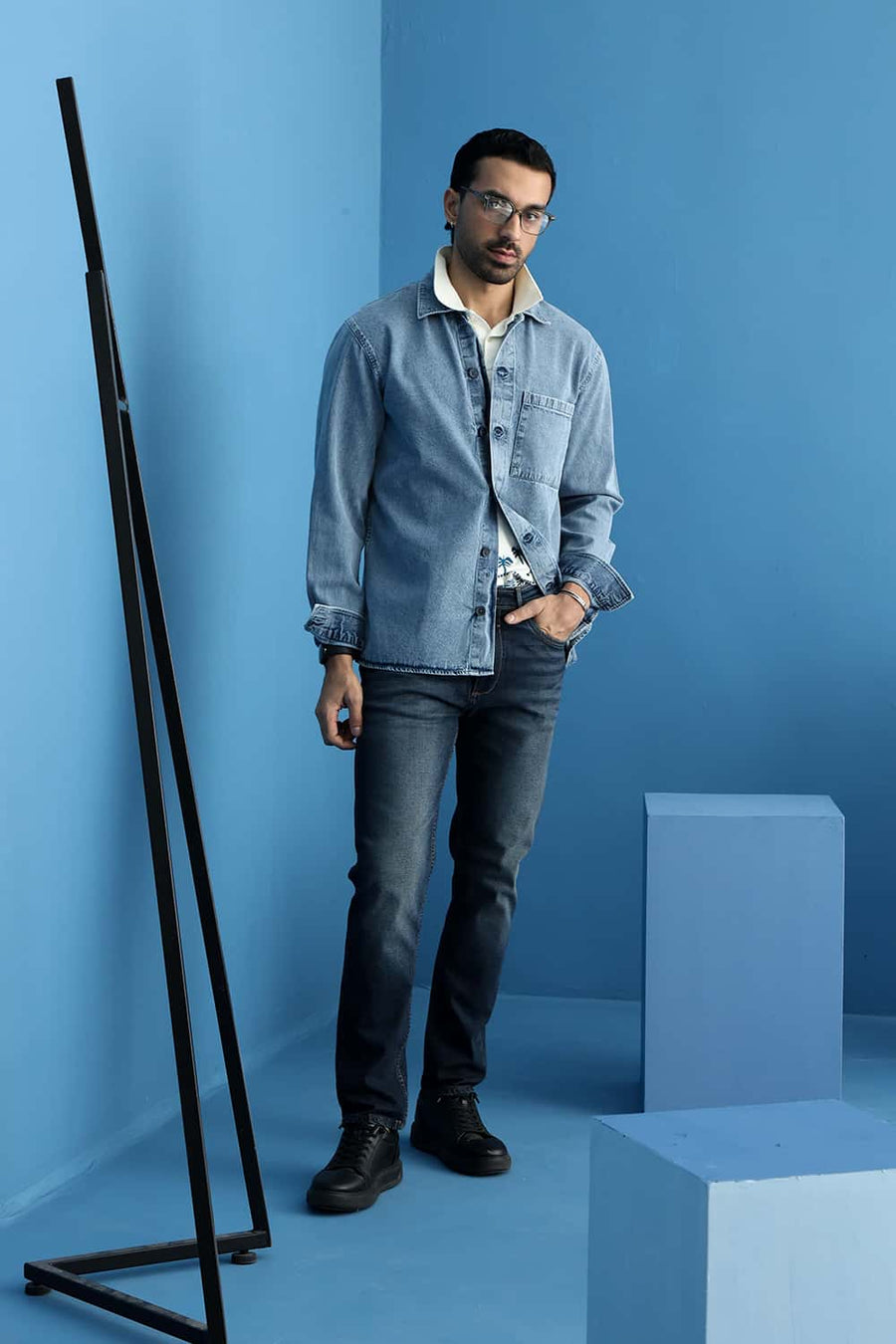 Basics Drift Fit Blue Cotton Stretch Plain Jeans