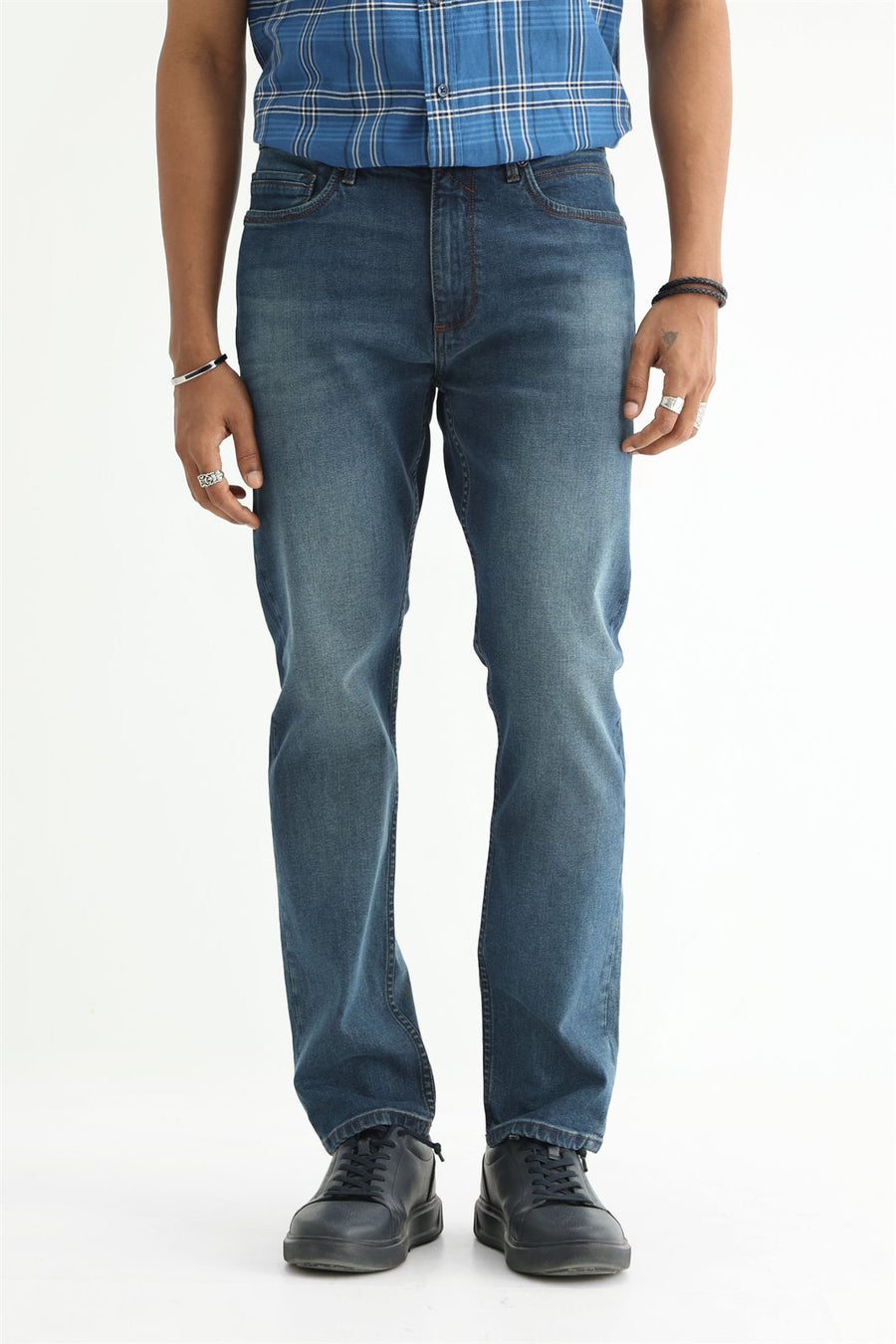 BASICS BLADE FIT WHITE COTTON STRETCH PLAIN JEANS