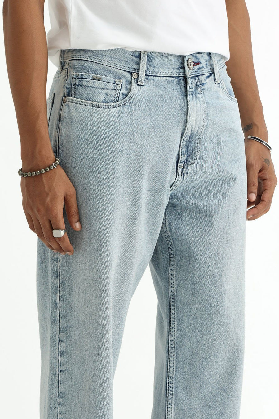 BASICS RELAXED FIT MAROON COTTON PLAIN JEANS