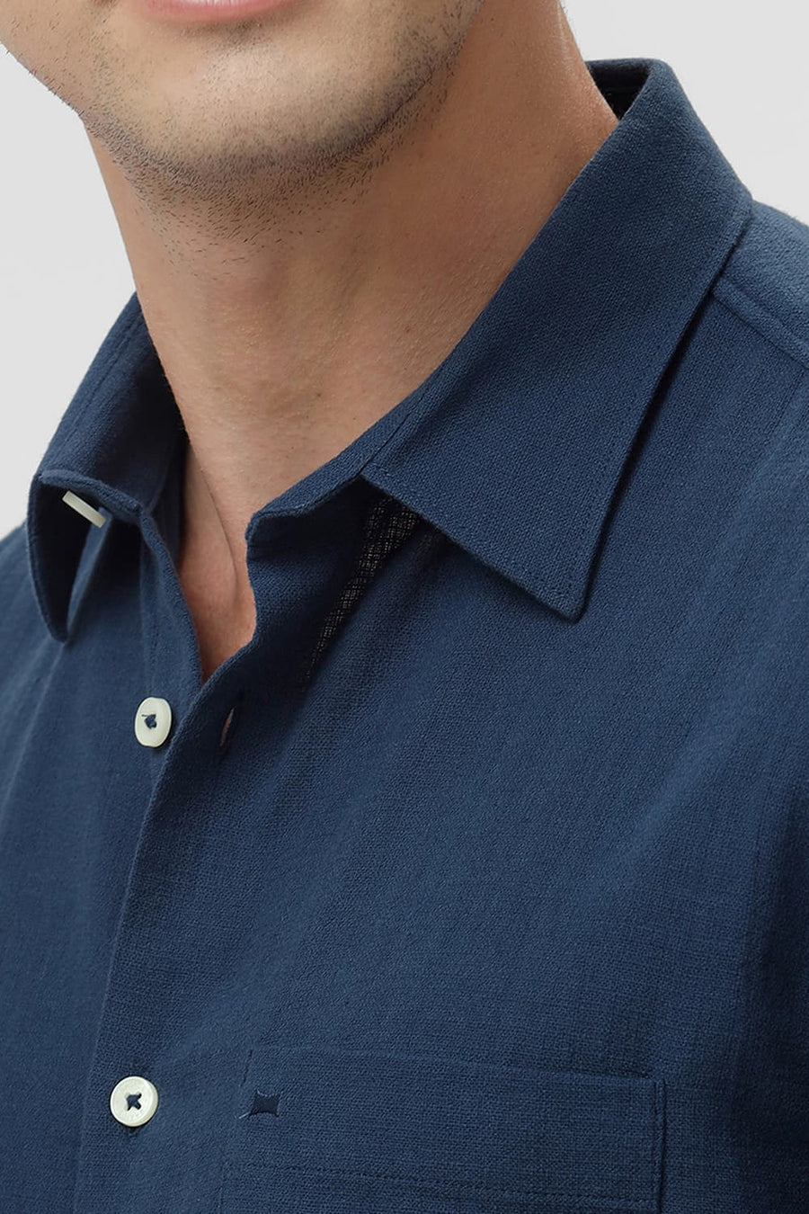 BASICS SLIM FIT POSEIDON NAVY COTTON HOPSACK DOBBY SHIRT