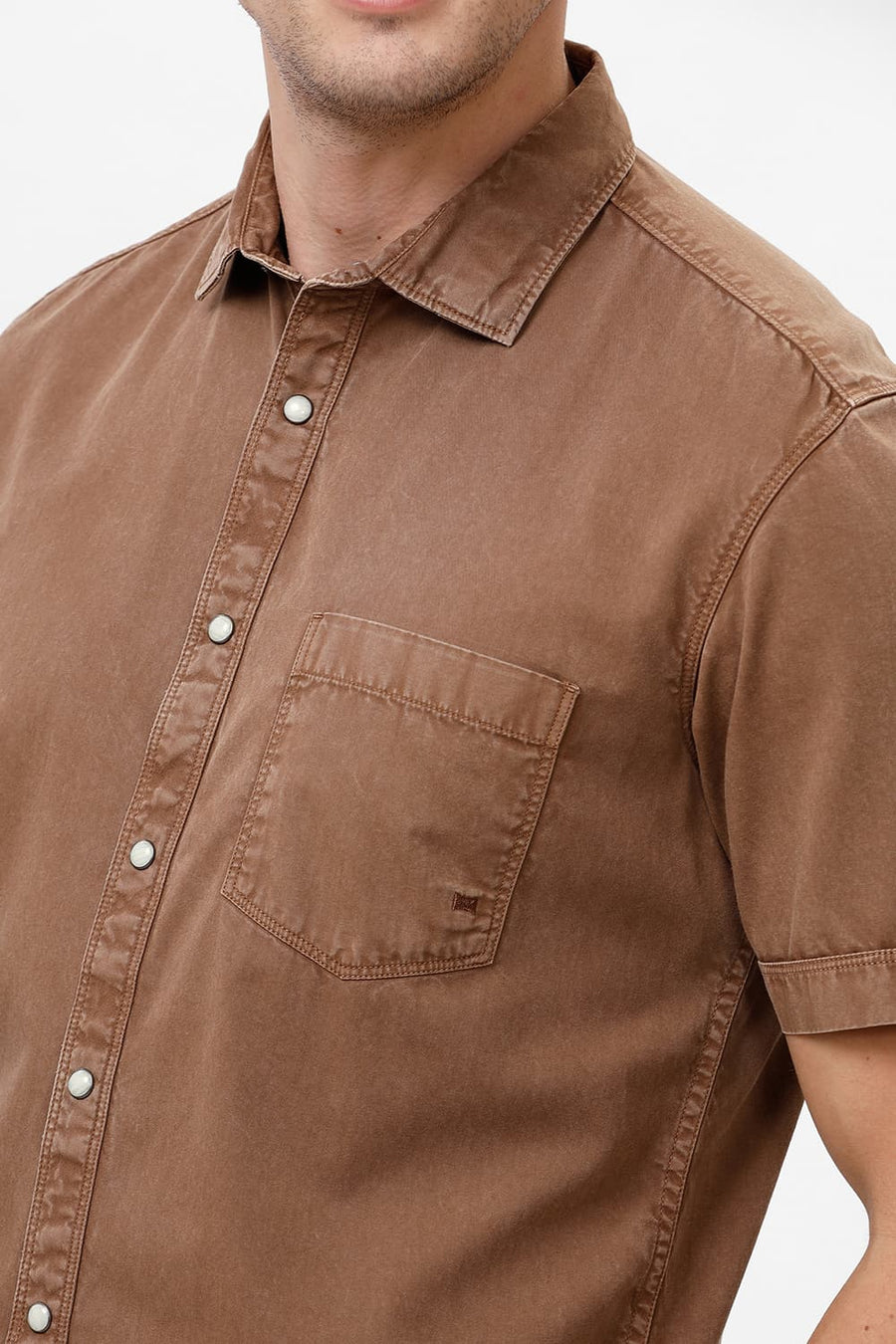 BASICS SLIM FIT BISON BROWN COTTON RFD HALFSLEEVES SHIRT