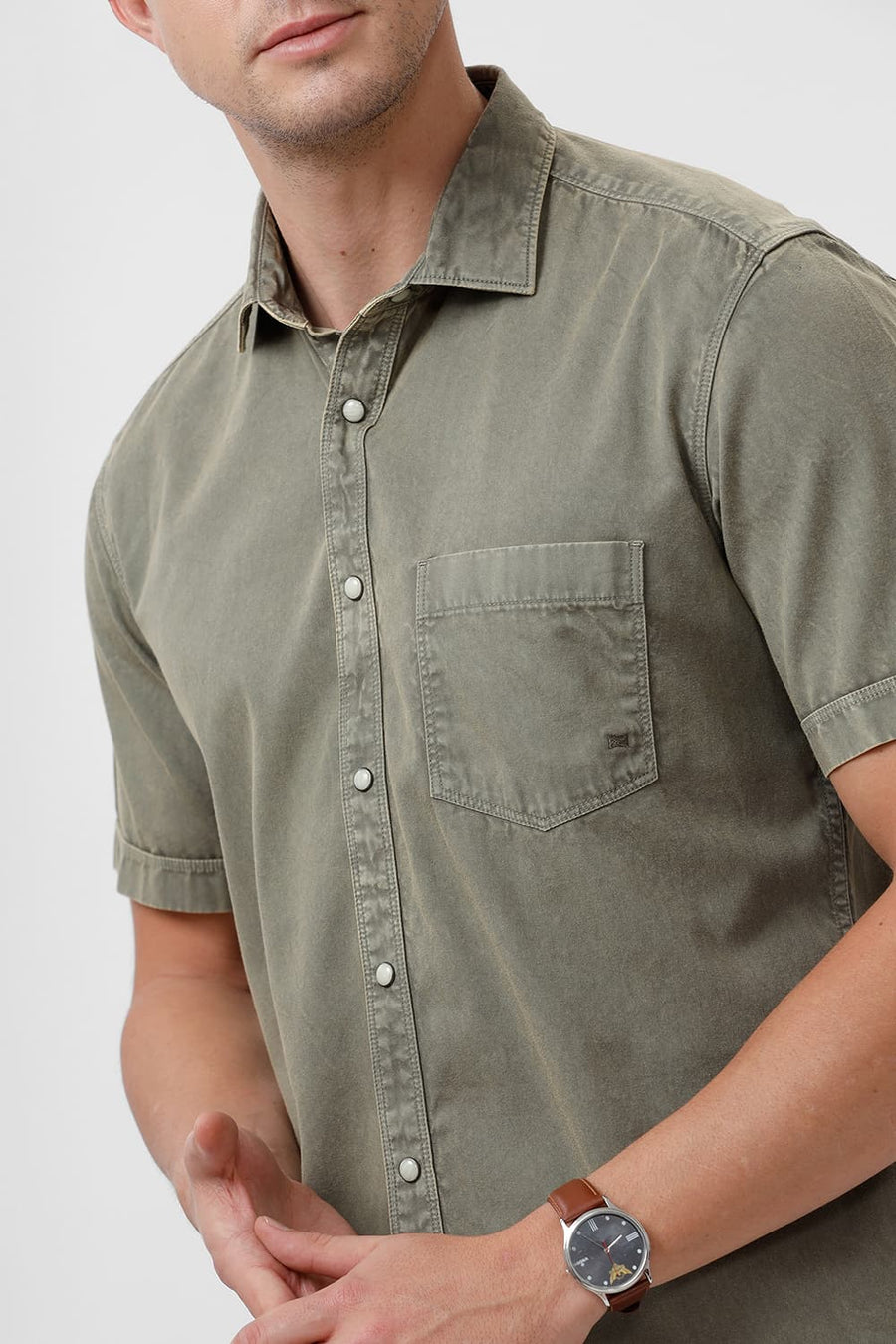 BASICS SLIM FIT TURTLE OLIVE COTTON RFD HALFSLEEVES SHIRT
