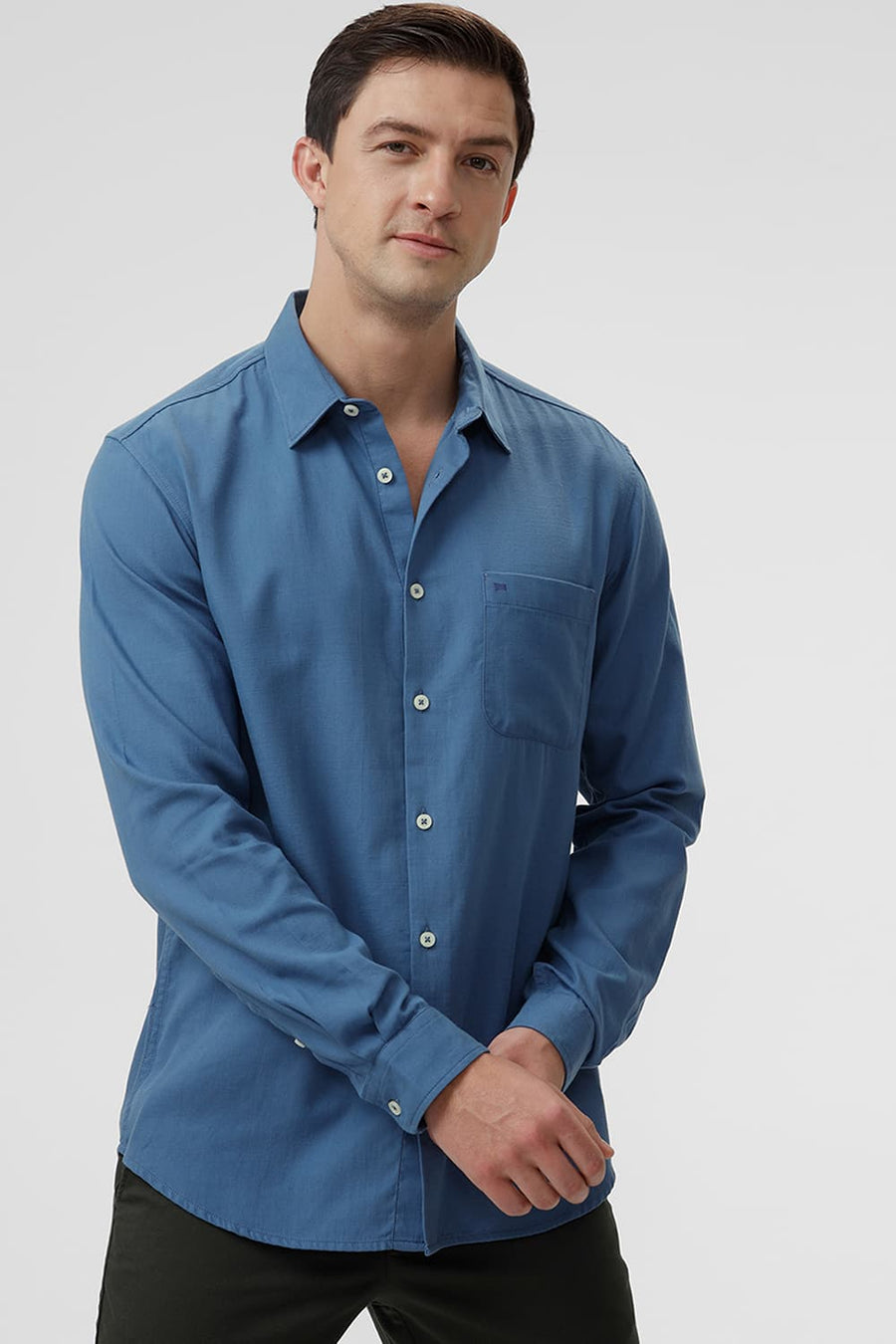 BASICS SLIM FIT BLUE HARBOR COTTON BROKEN TWILL SHIRT