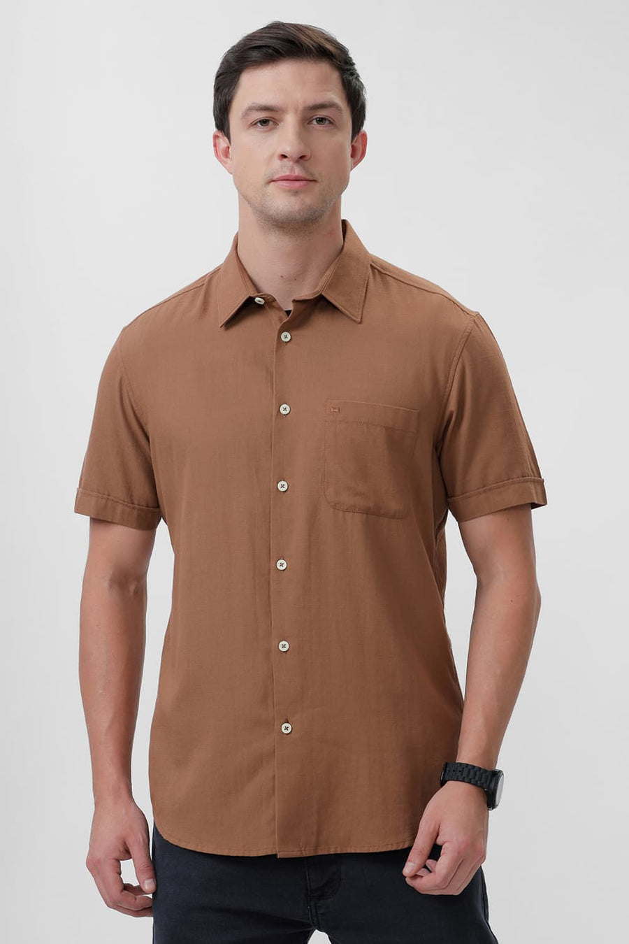BASICS SLIM FIT ALMOND BROWN COTTON BROKEN TWILL HALFSLEEVES SHIRT
