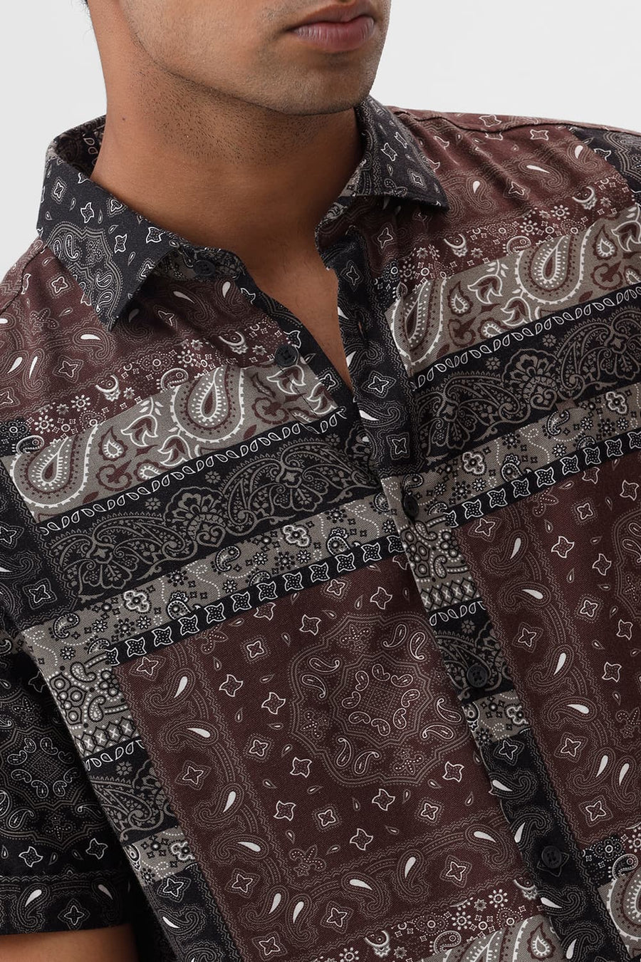 BASICS SLIM FIT CHINOIS OLIVE COTTON VISCOSE TWILL PRINTED HALFSLEEVES SHIRT