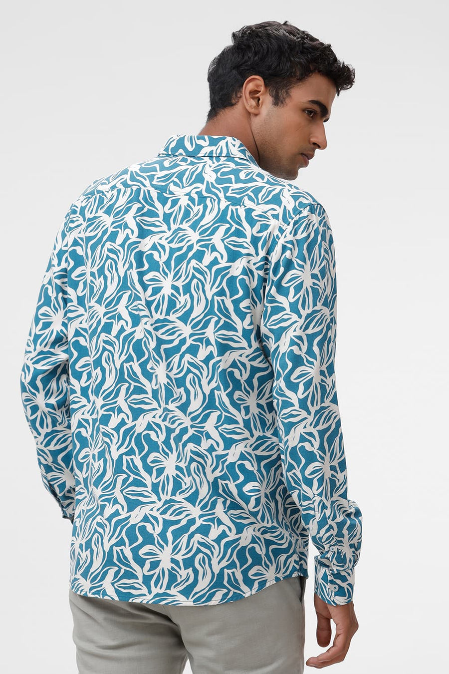 BASICS SLIM FIT MOSAIC BLUE COTTON VISCOSE TWILL PRINTED SHIRT
