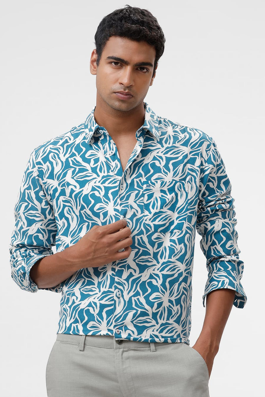 BASICS SLIM FIT MOSAIC BLUE COTTON VISCOSE TWILL PRINTED SHIRT
